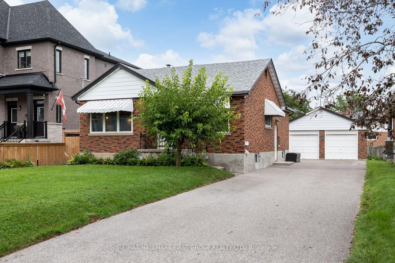 Photo 4 of 205 Farewell Street, Oshawa, Donevan — HOMEH