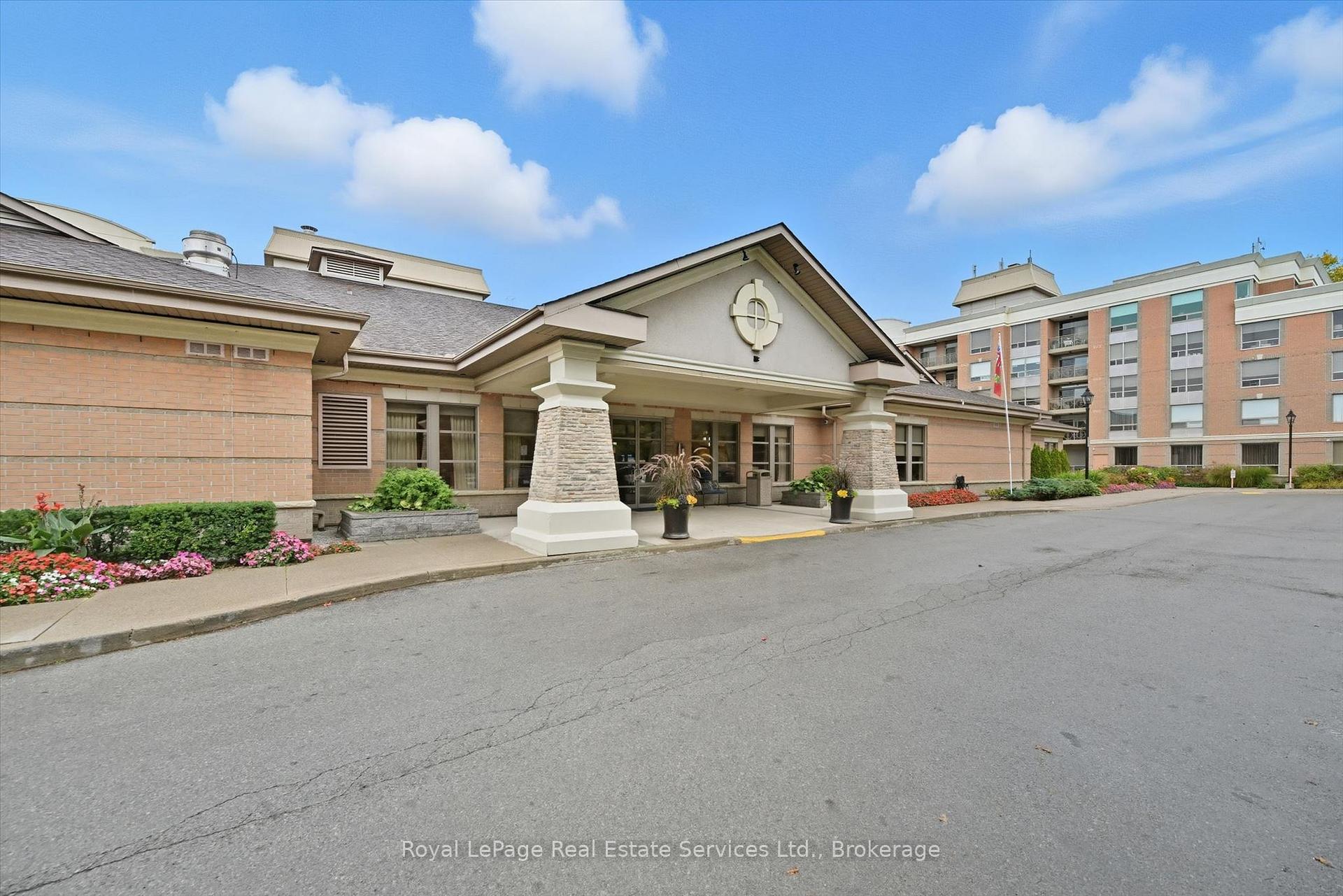 Photo of Unit 1510, 100 Burloak Drive