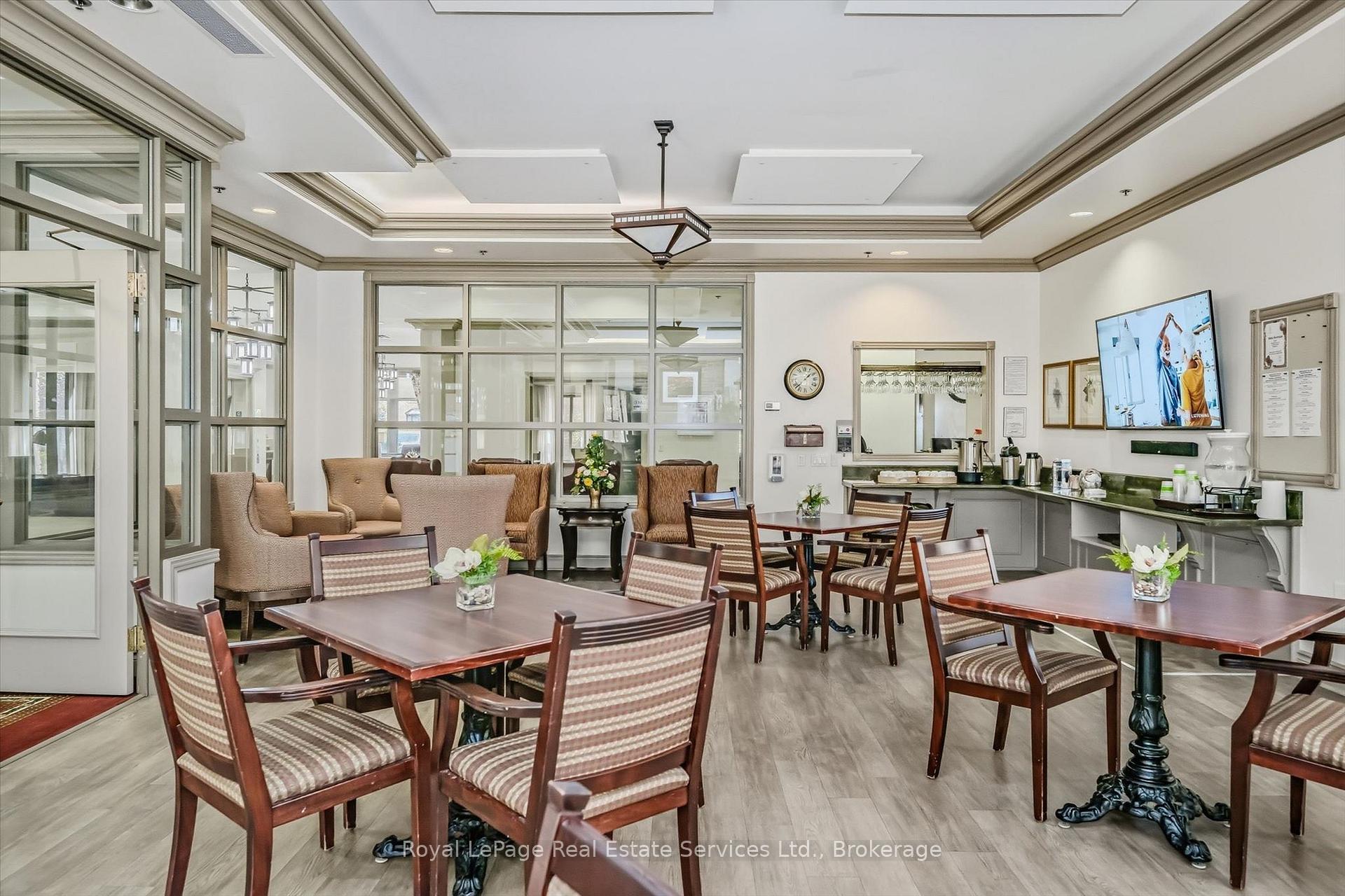 Photo 24 of Unit 1510, 100 Burloak Drive, Burlington, Appleby — HOMEH
