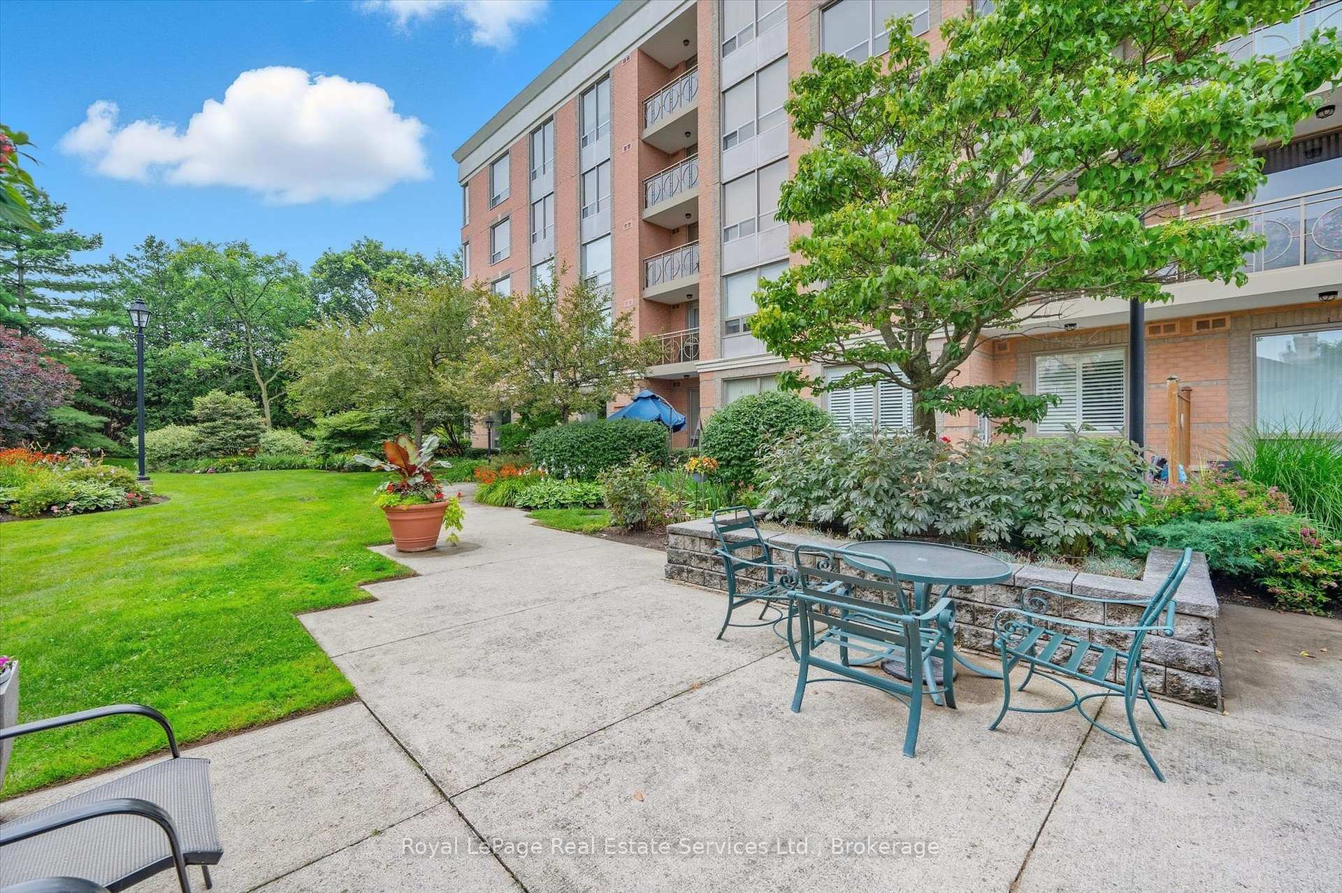 Photo 34 of Unit 1510, 100 Burloak Drive, Burlington, Appleby — HOMEH