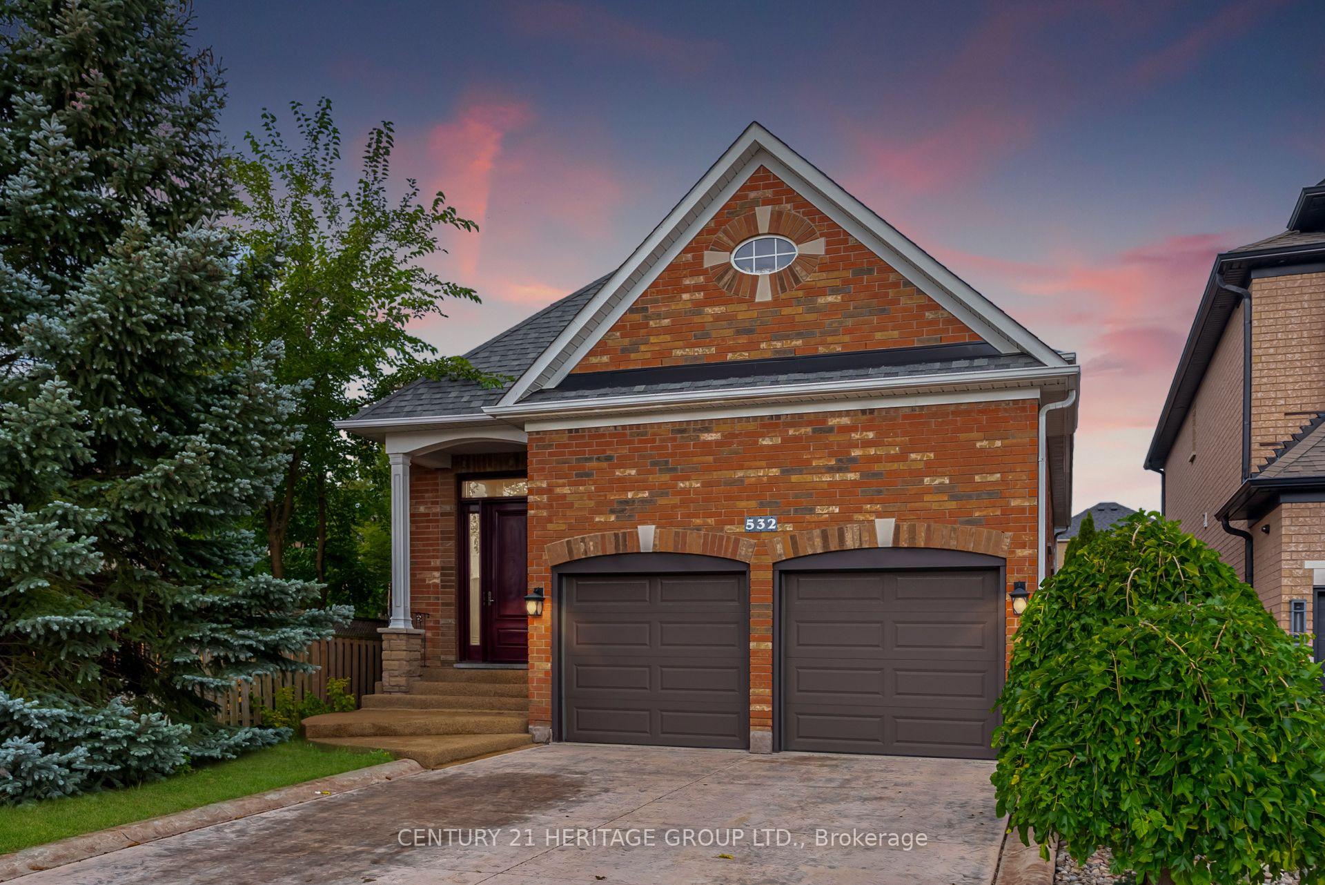 Front of 532 Melville Avenue