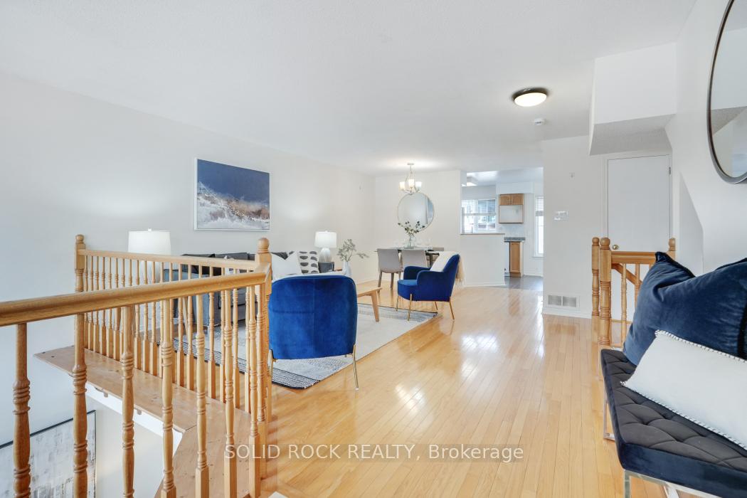 Photo 4 of Unit 13, 1701 Blohm Drive, Ottawa, Hunt Club Park — HOMEH