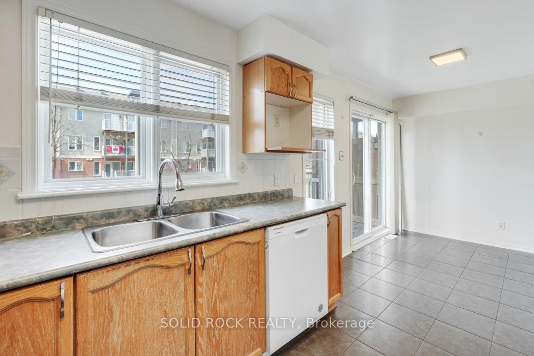 Photo 15 of Unit 13, 1701 Blohm Drive, Ottawa, Hunt Club Park — HOMEH