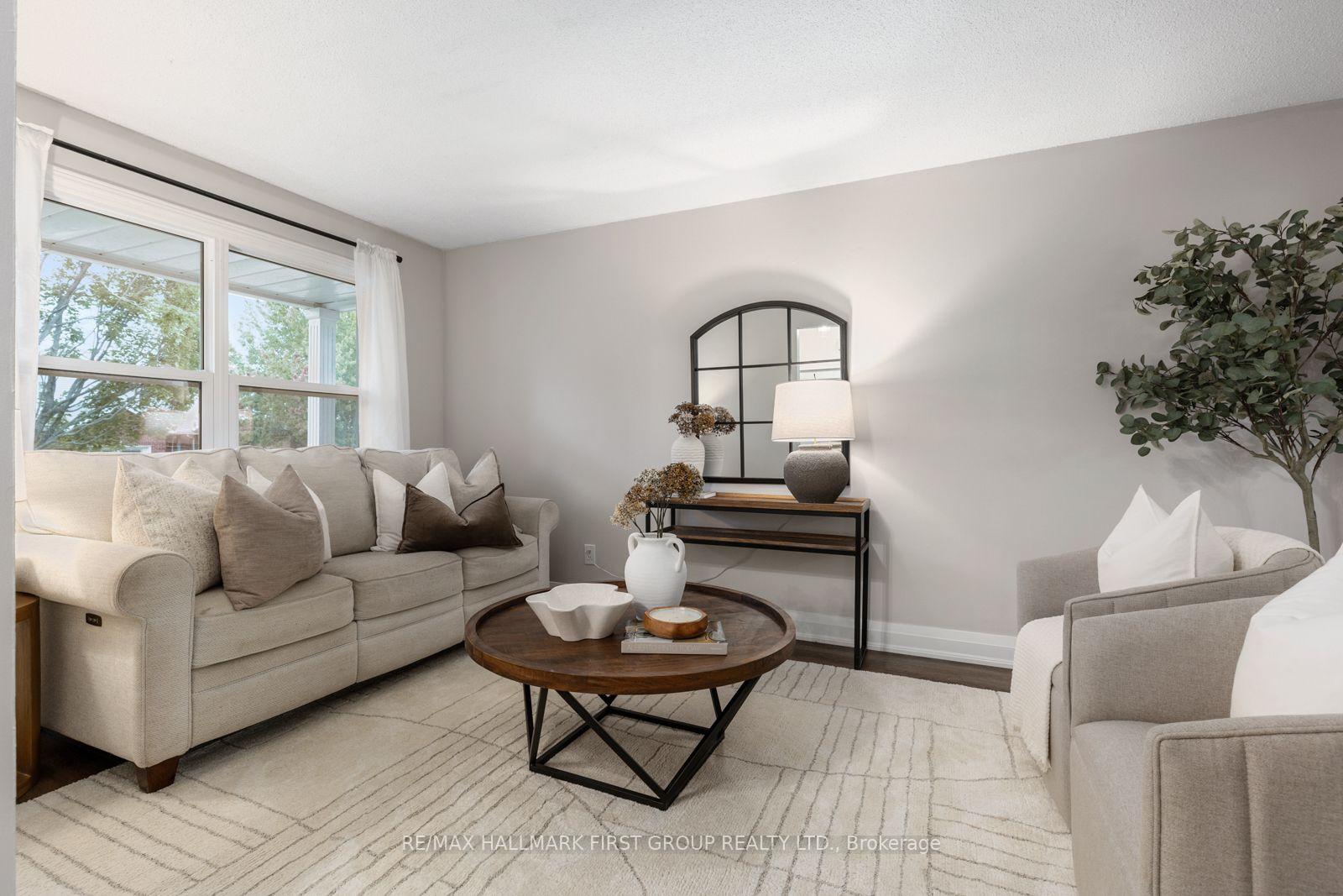 Photo 10 of 63 Hart Boulevard, Clarington, Newcastle — HOMEH
