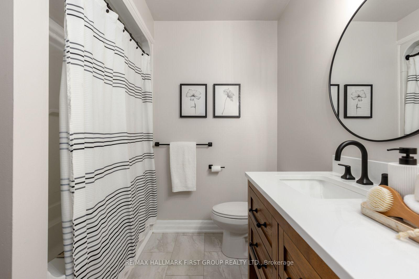 Photo 25 of 63 Hart Boulevard, Clarington, Newcastle — HOMEH