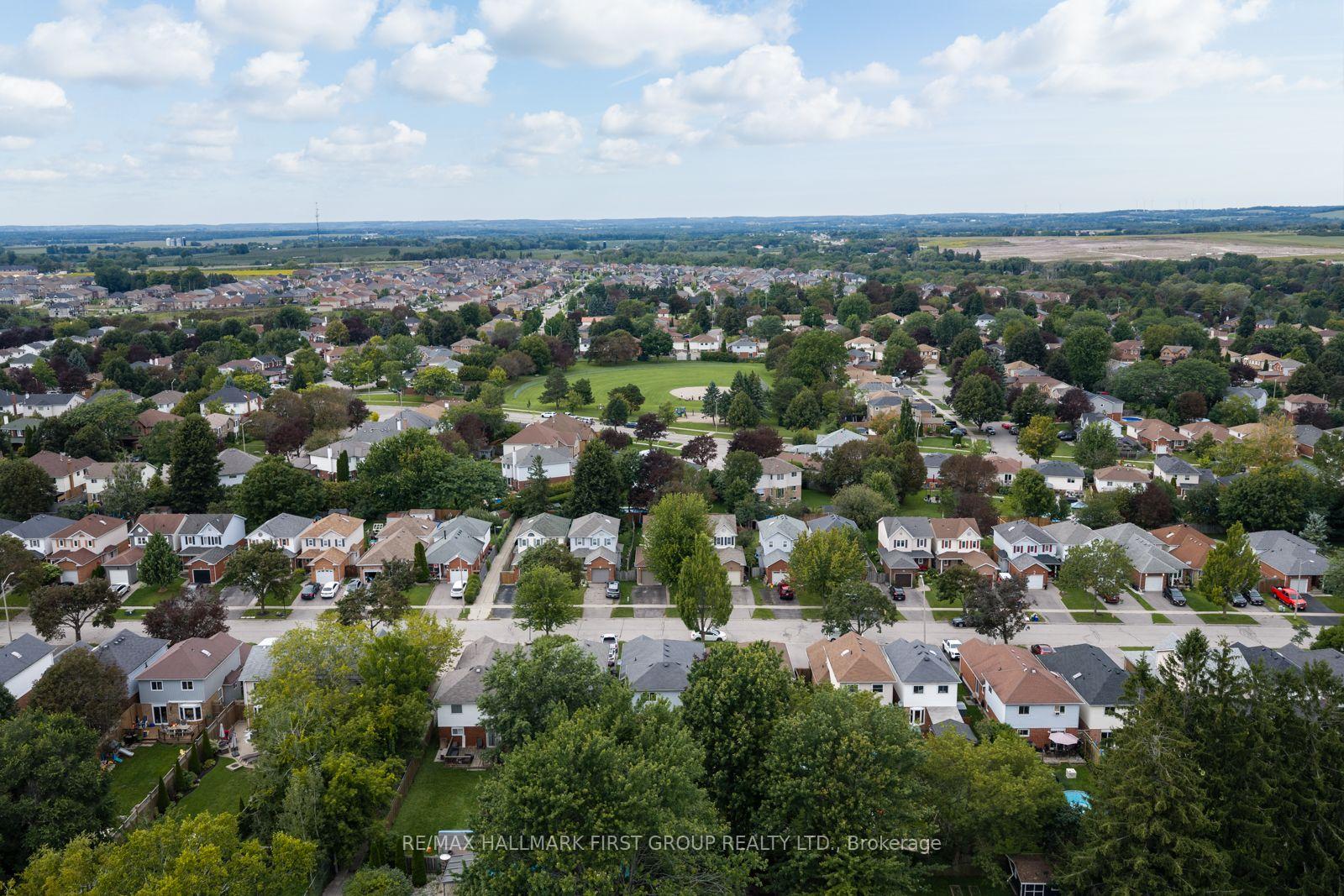 Photo 47 of 63 Hart Boulevard, Clarington, Newcastle — HOMEH