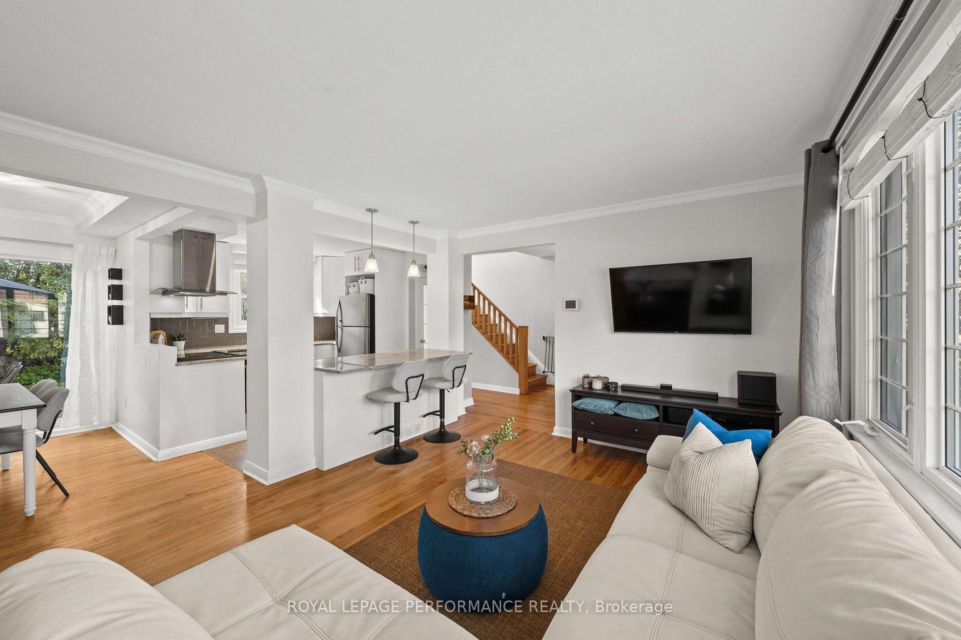Photo 18 of 814 Raglan Avenue, Ottawa, Elmvale Acres — HOMEH