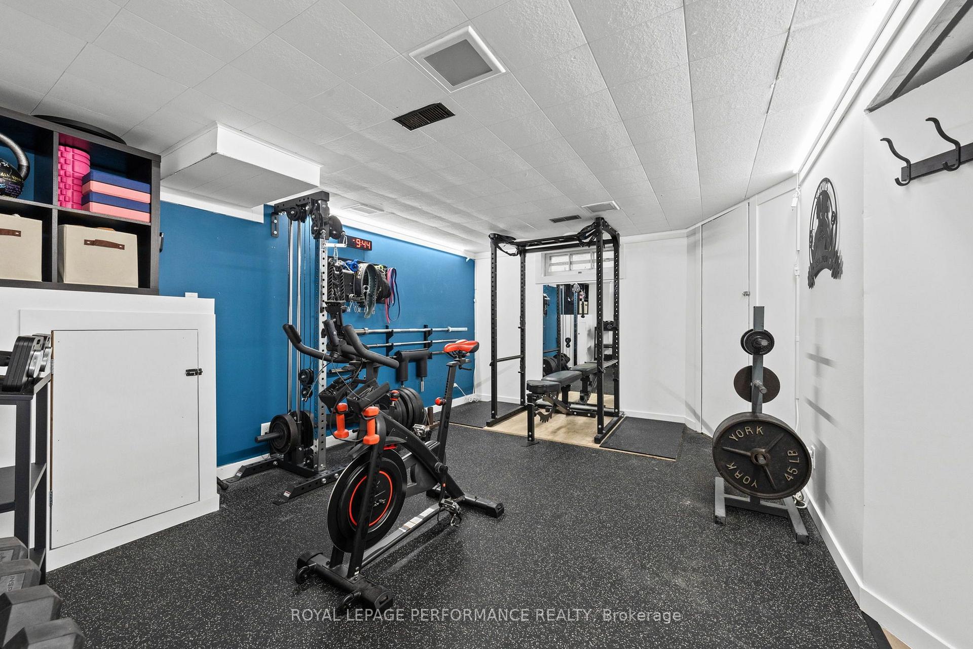 Photo 30 of 814 Raglan Avenue, Ottawa, Elmvale Acres — HOMEH