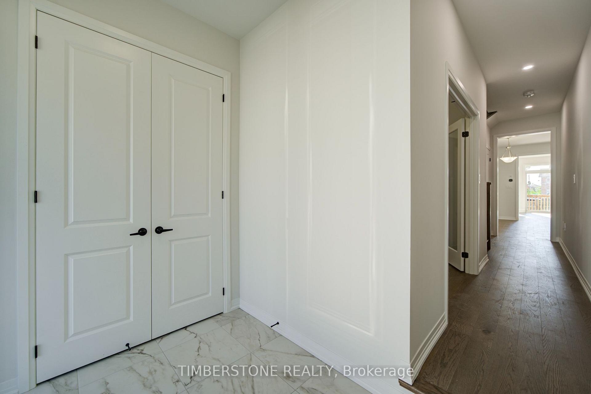 Photo 4 of 66 Freedom Oaks Trail, Brampton, Bram East — HOMEH