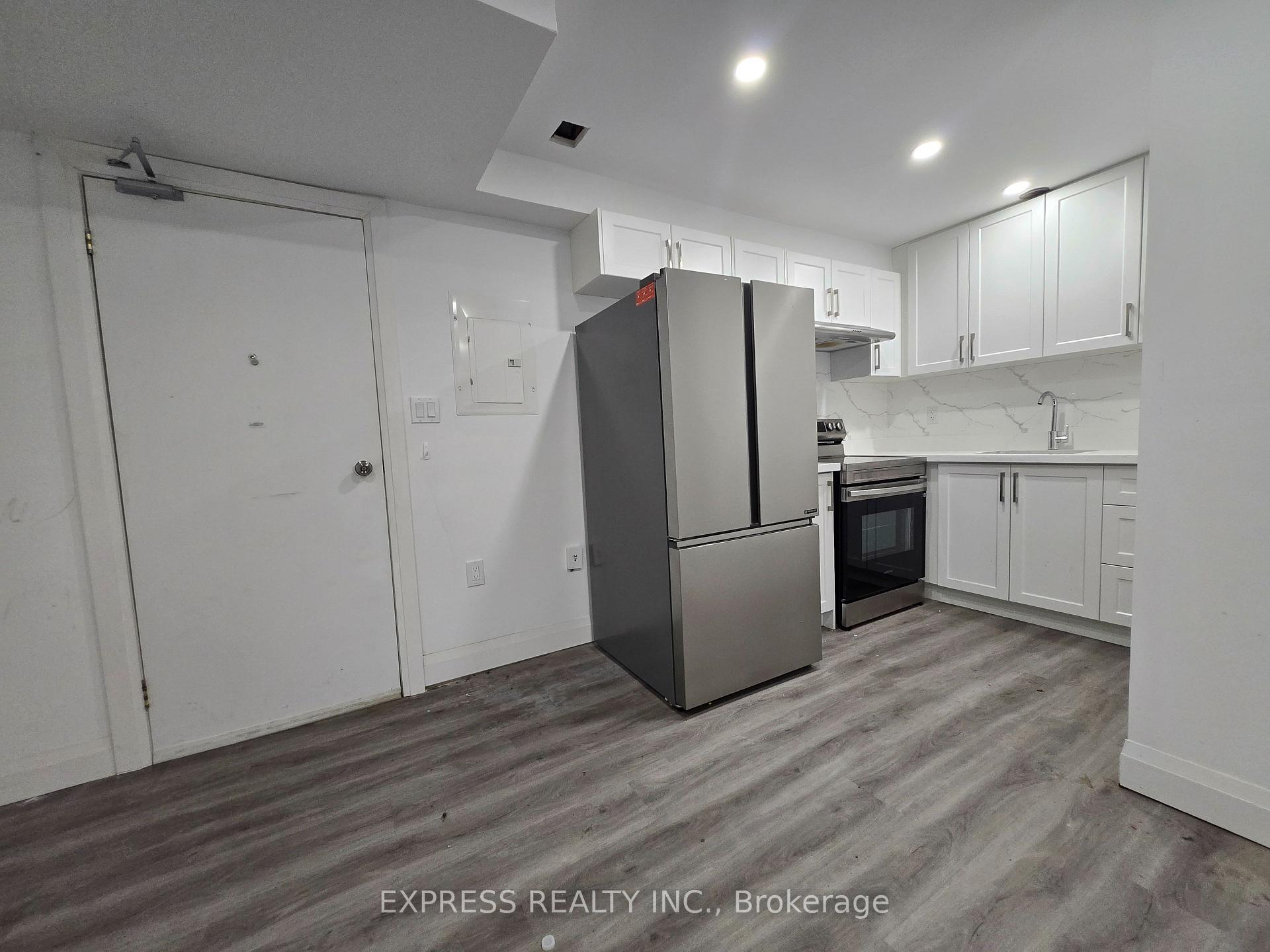 Photo 3 of Unit 4, 252 James Street S, Hamilton, Durand — HOMEH