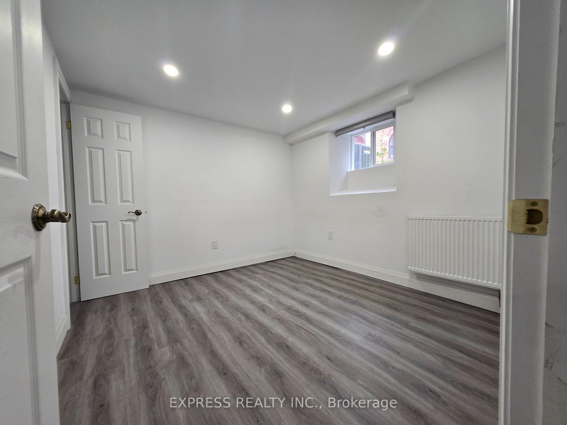 Photo 6 of Unit 4, 252 James Street S, Hamilton, Durand — HOMEH