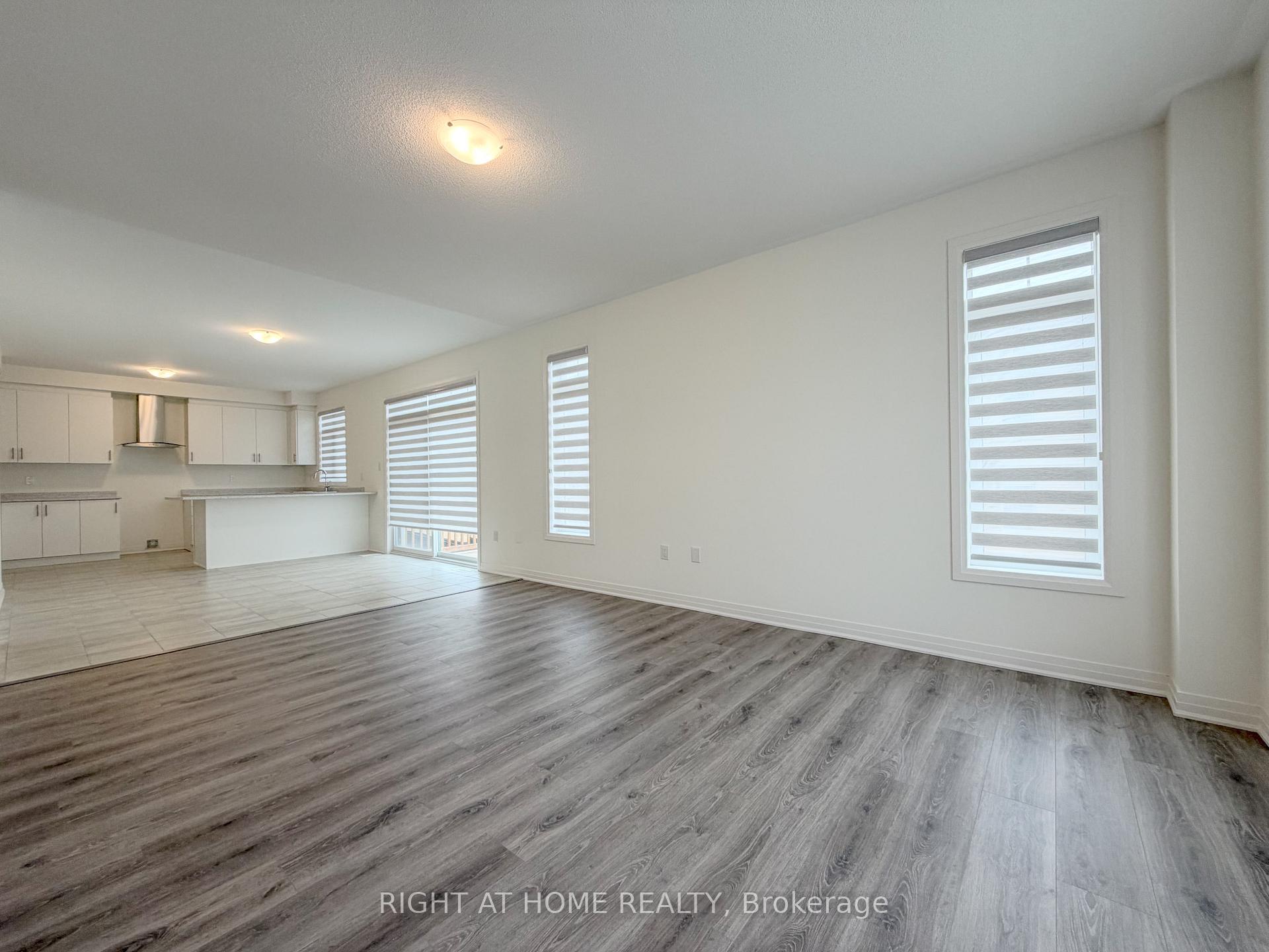 Photo 13 of 2 Sagewood Avenue, Barrie, Rural Barrie Southeast — HOMEH