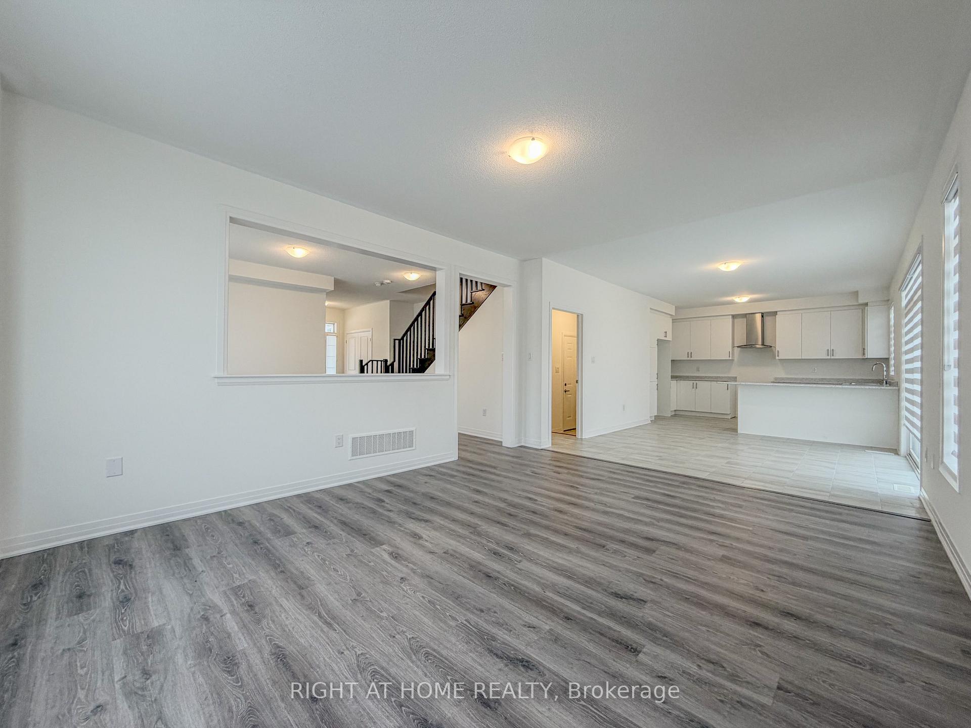 Photo 14 of 2 Sagewood Avenue, Barrie, Rural Barrie Southeast — HOMEH