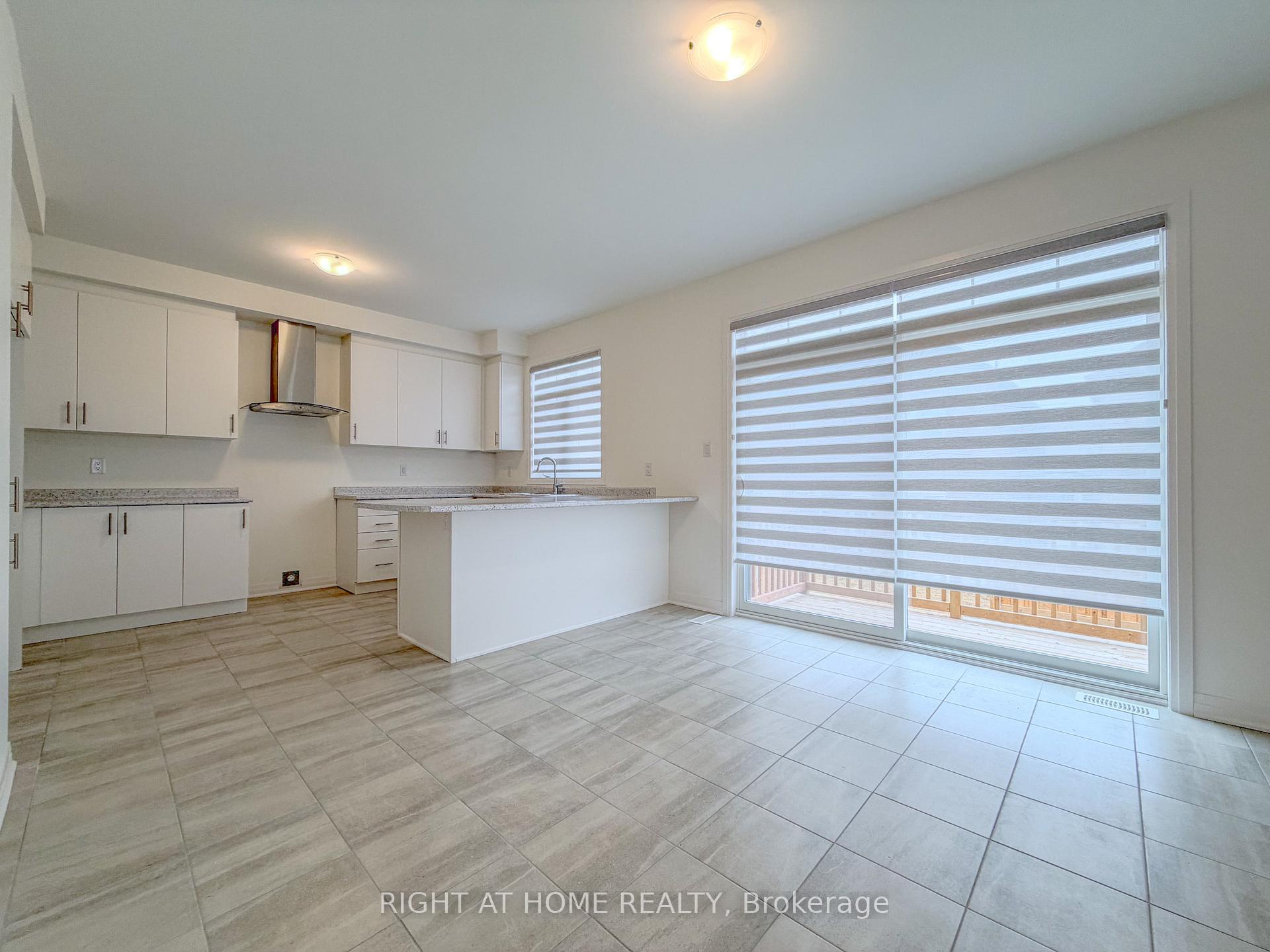 Photo 17 of 2 Sagewood Avenue, Barrie, Rural Barrie Southeast — HOMEH