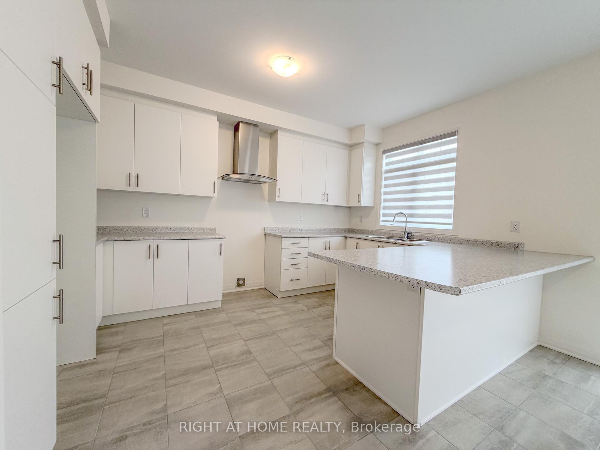 Photo 19 of 2 Sagewood Avenue, Barrie, Rural Barrie Southeast — HOMEH