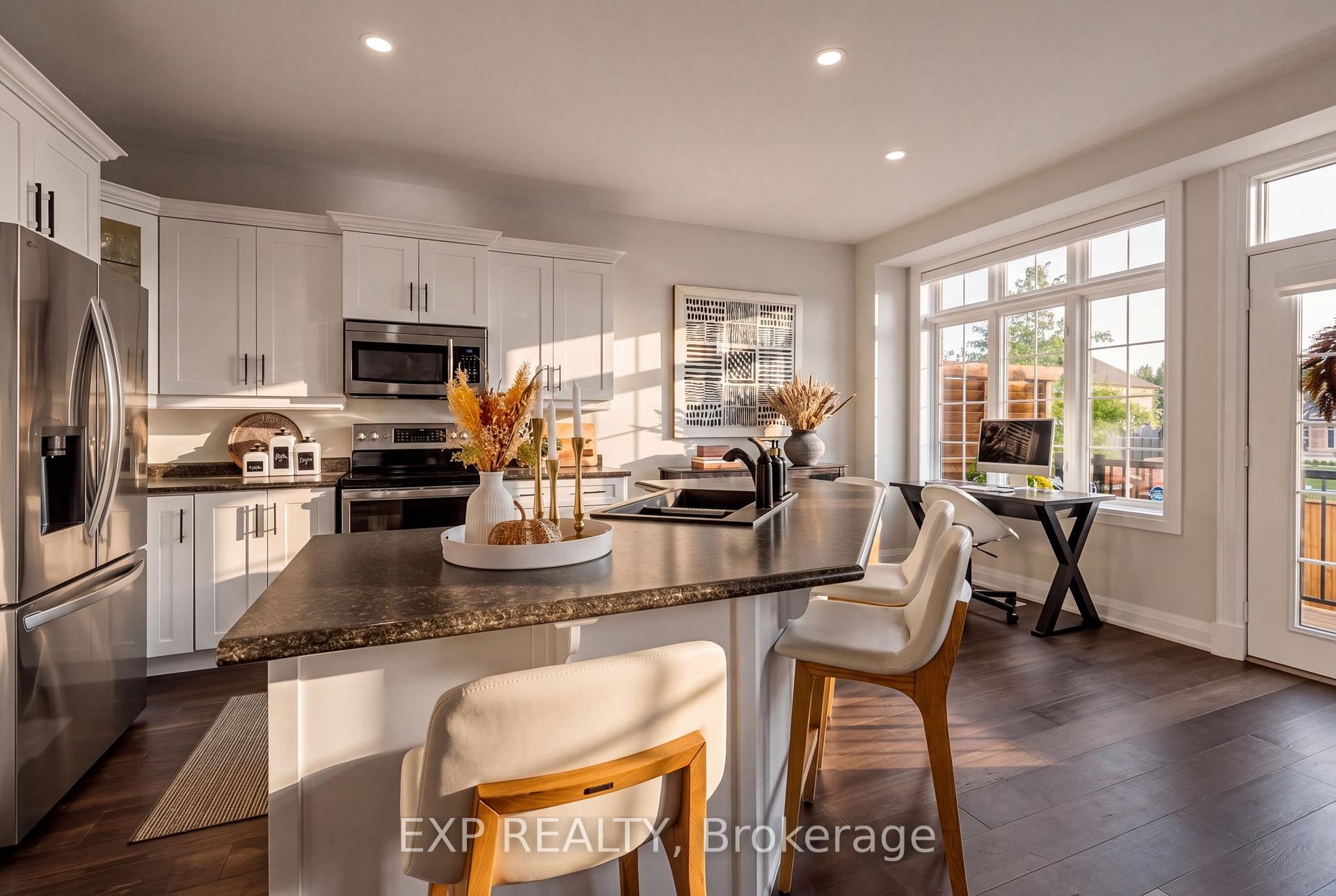 Photo 11 of 7 Seacove Court, Hamilton, Lakeshore — HOMEH