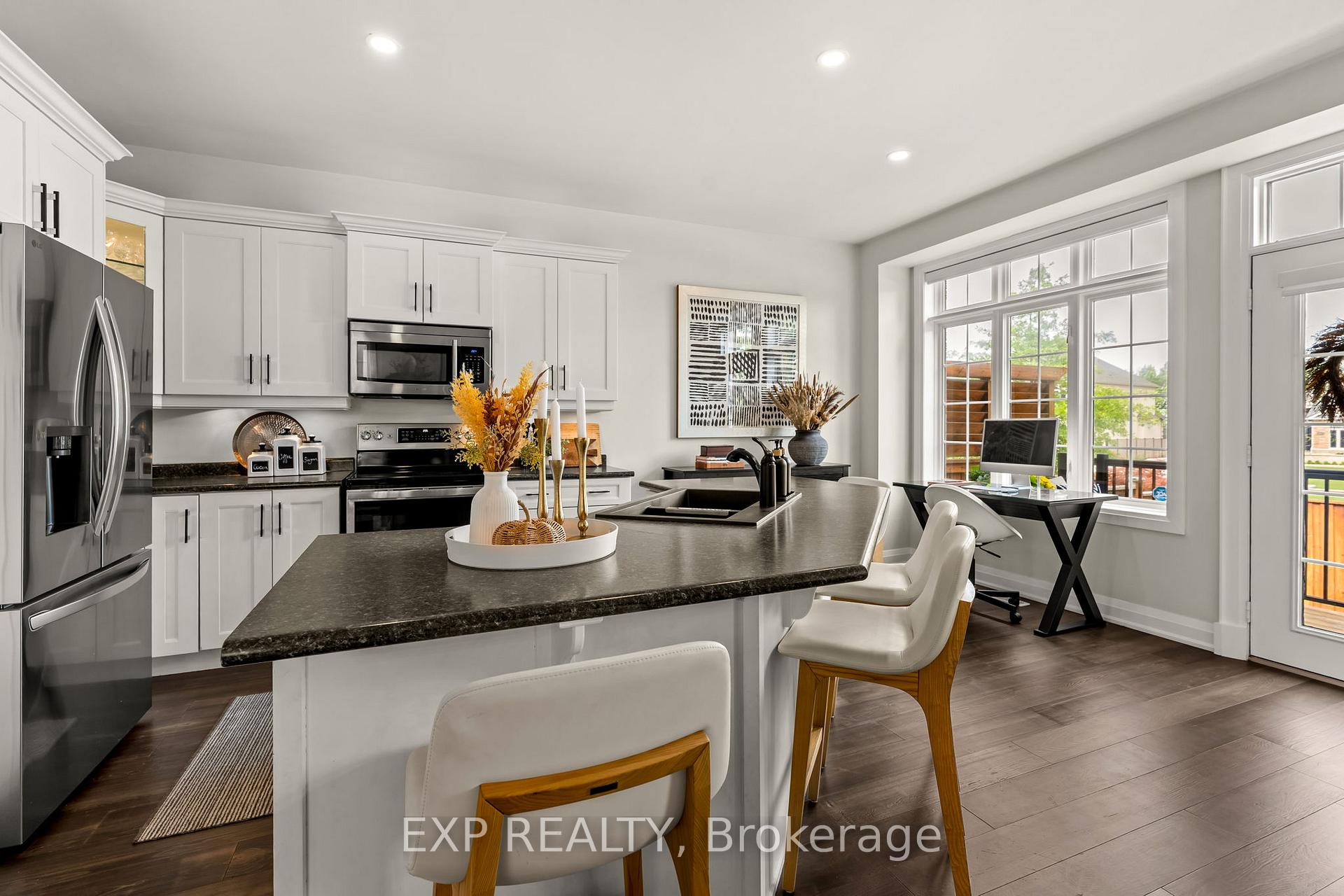 Photo 13 of 7 Seacove Court, Hamilton, Lakeshore — HOMEH