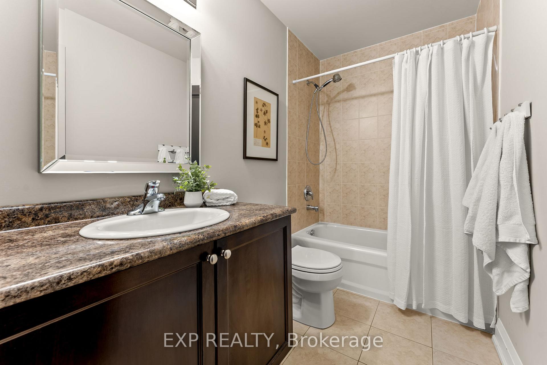 Photo 28 of 7 Seacove Court, Hamilton, Lakeshore — HOMEH