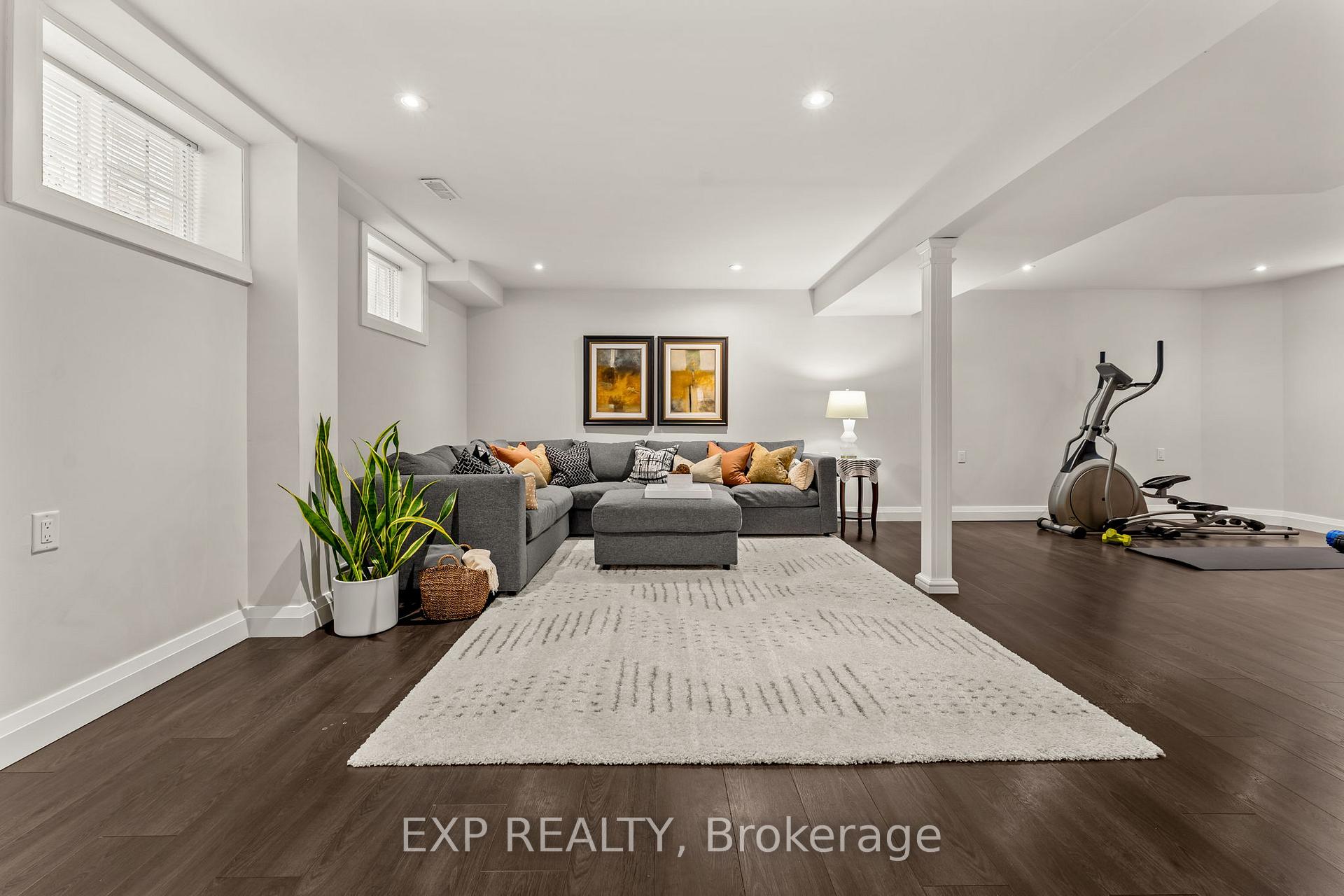 Photo 37 of 7 Seacove Court, Hamilton, Lakeshore — HOMEH
