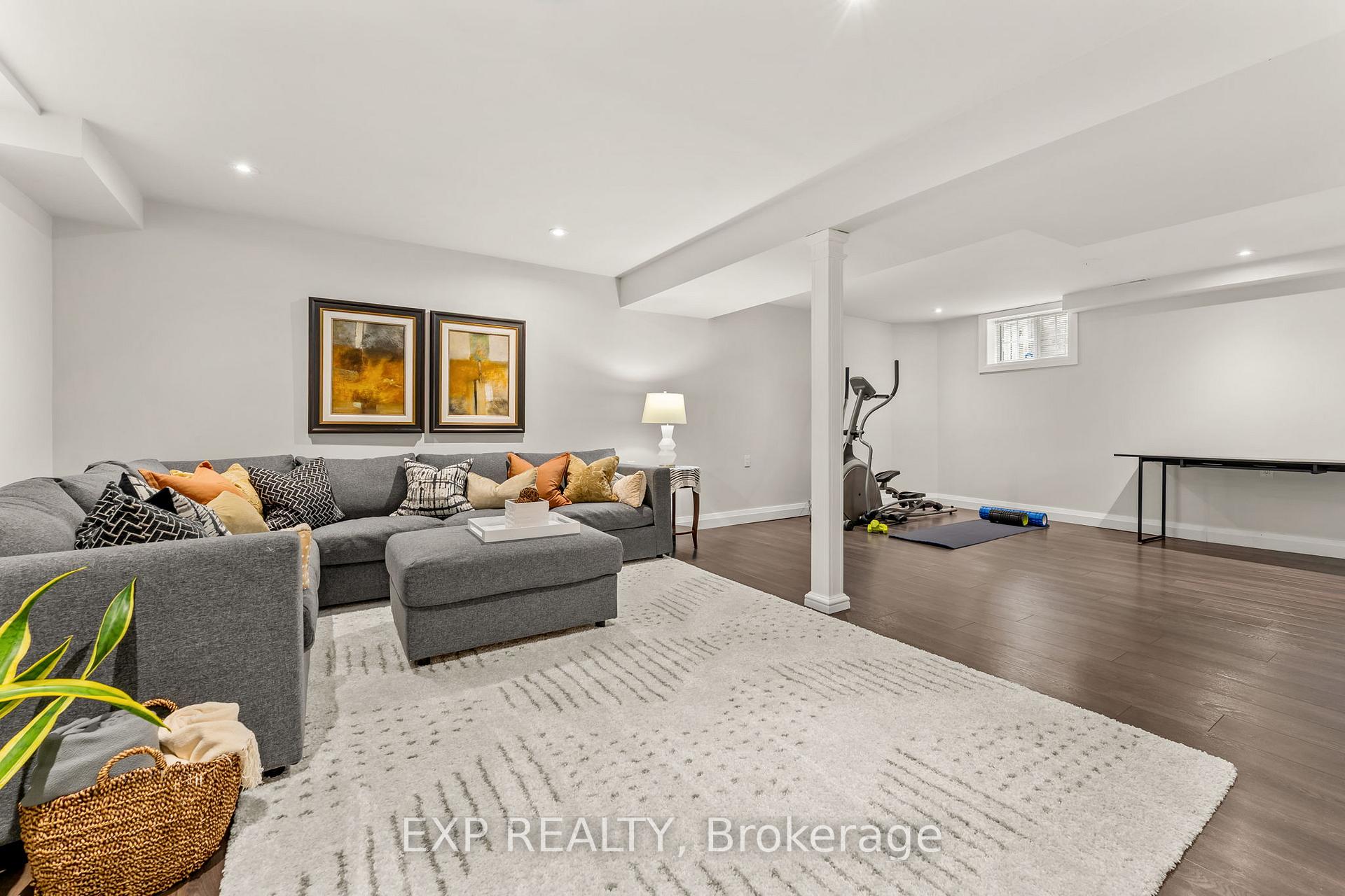 Photo 38 of 7 Seacove Court, Hamilton, Lakeshore — HOMEH