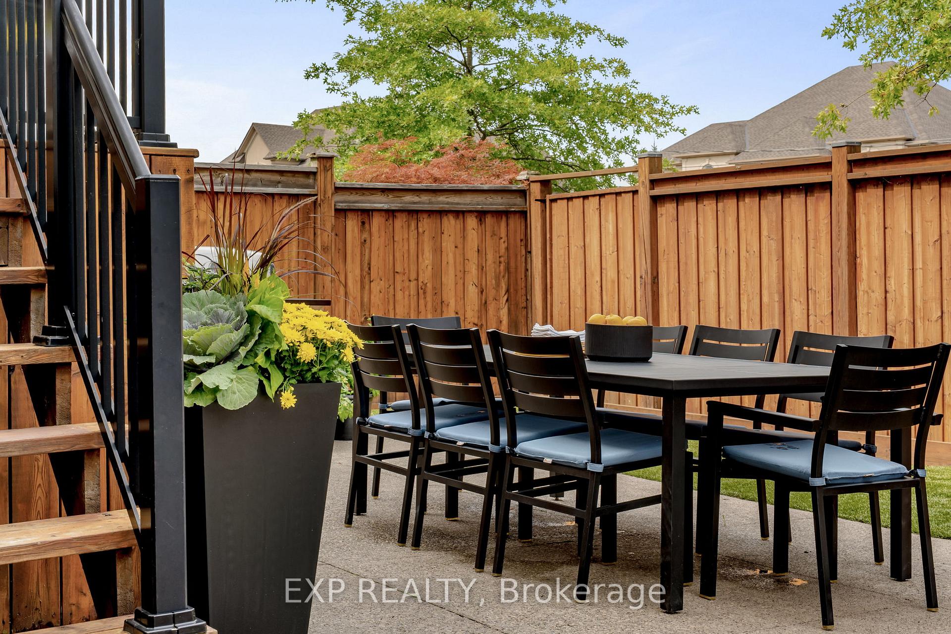 Photo 43 of 7 Seacove Court, Hamilton, Lakeshore — HOMEH