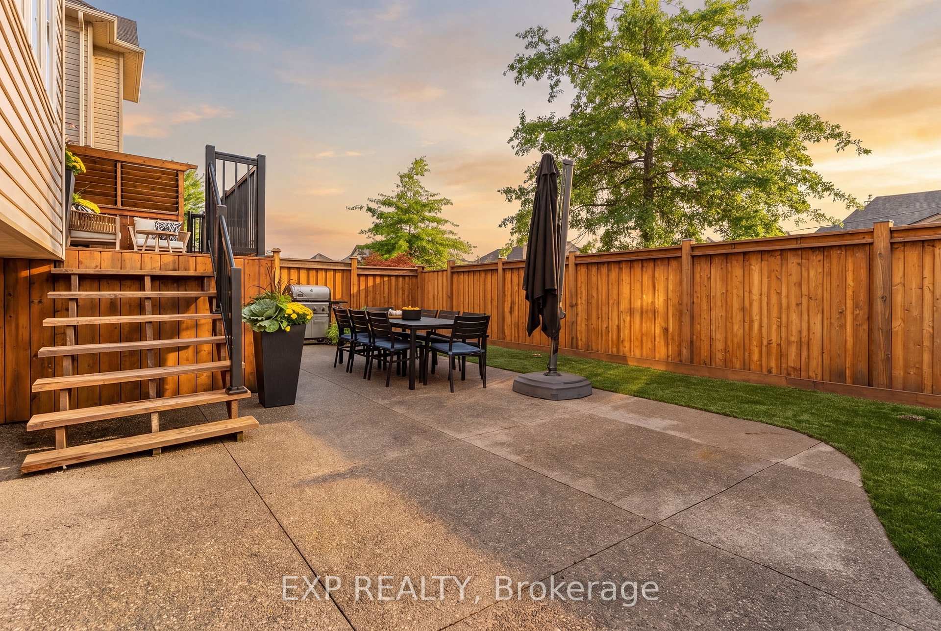 Photo 45 of 7 Seacove Court, Hamilton, Lakeshore — HOMEH