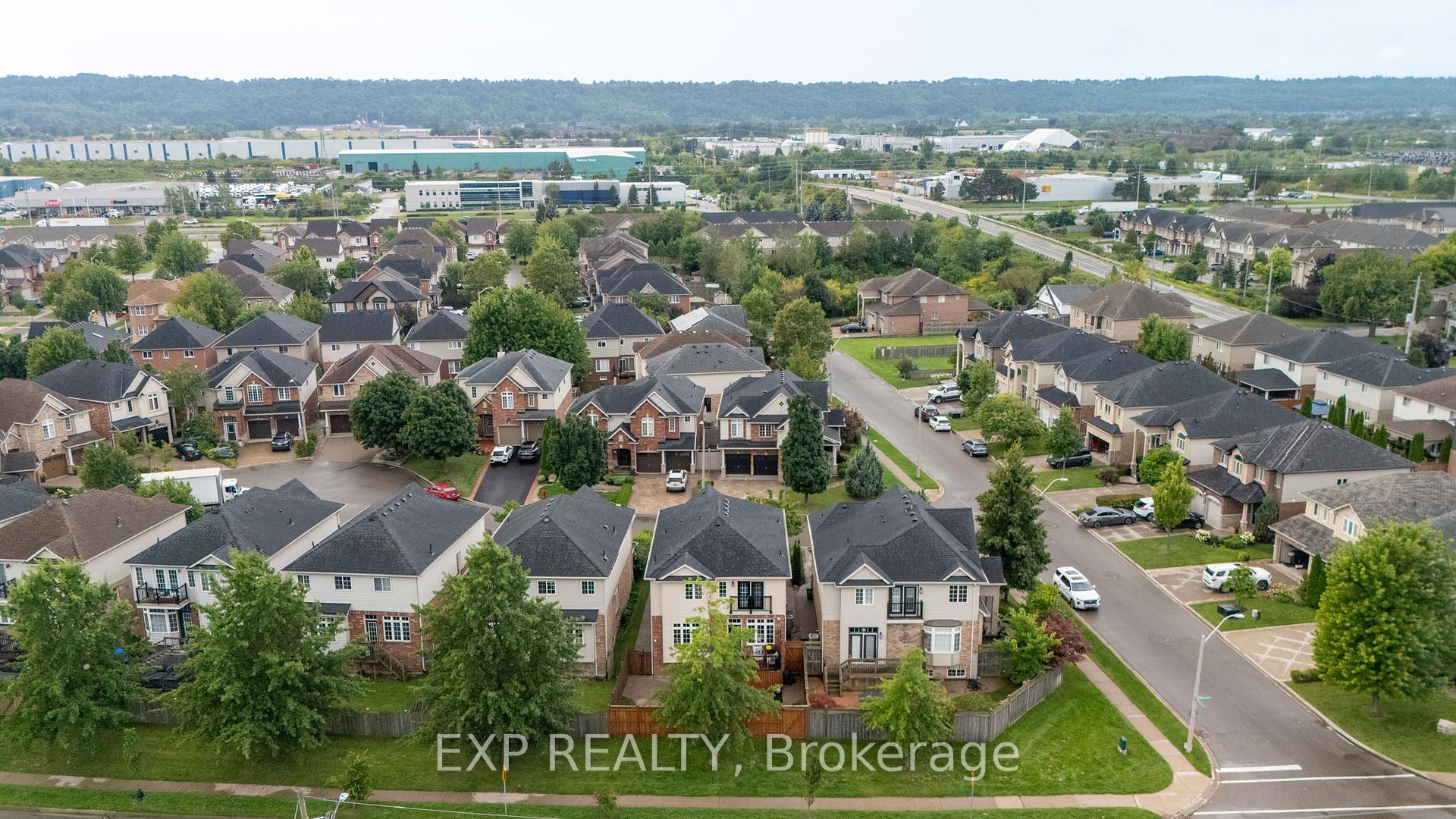 Photo 49 of 7 Seacove Court, Hamilton, Lakeshore — HOMEH