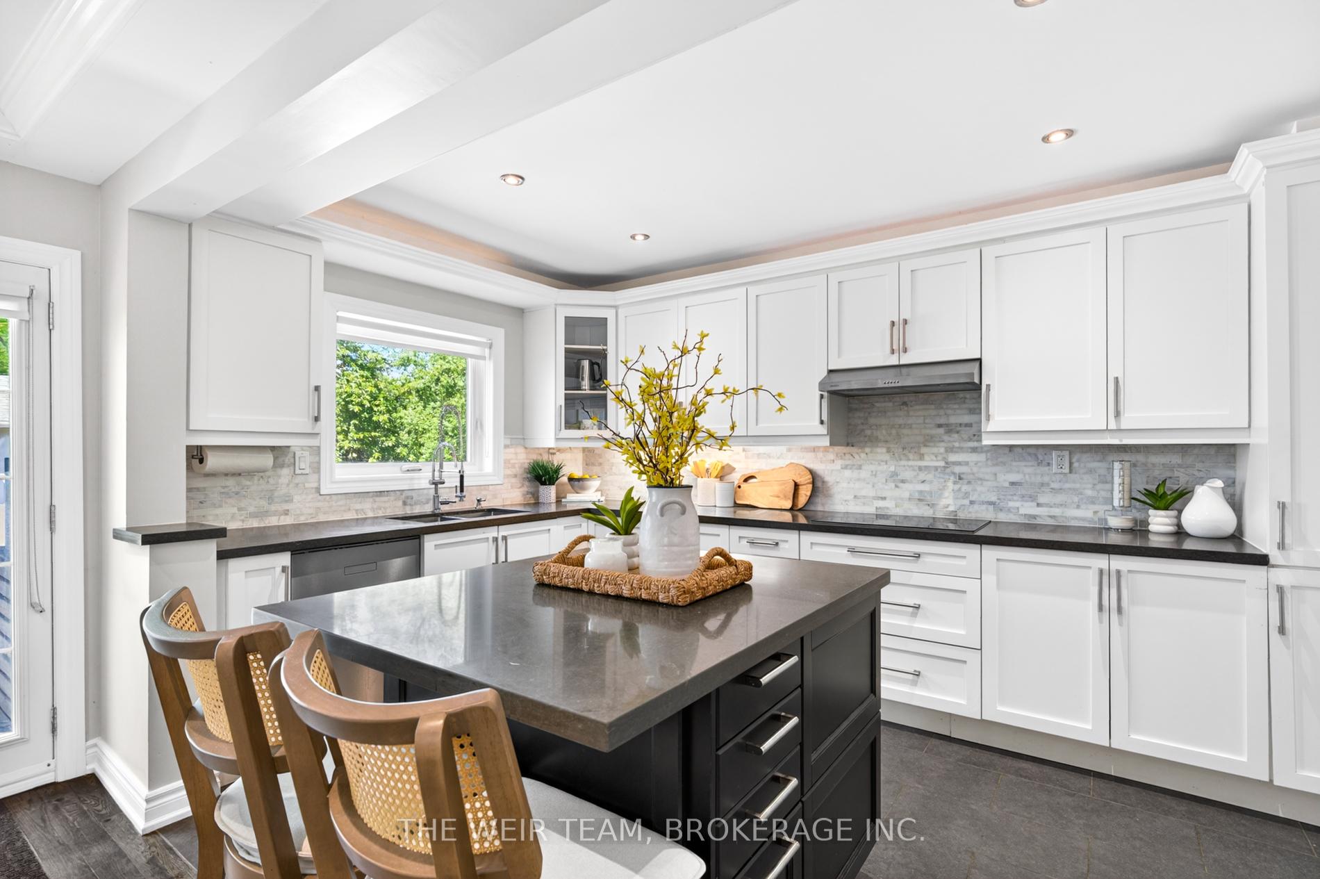 Photo 19 of 92 Gradwell Drive, Scarborough, Cliffcrest — HOMEH