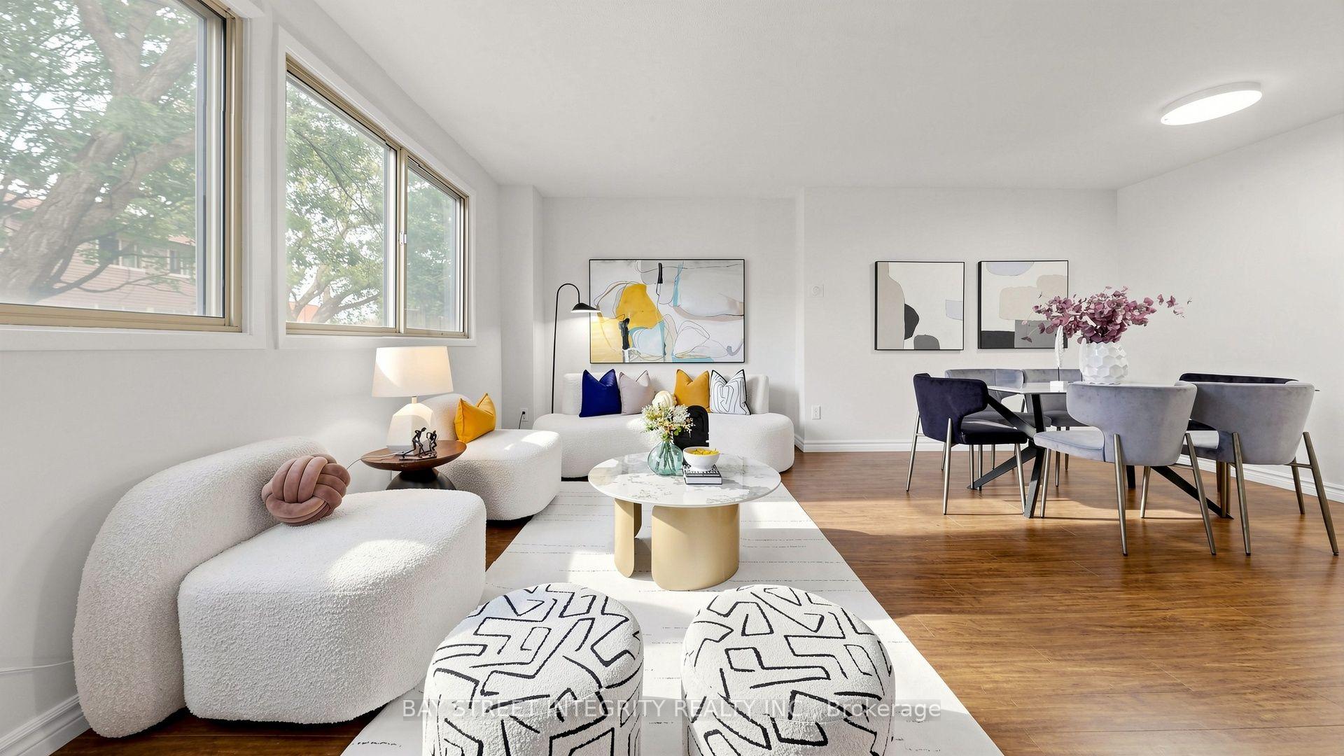 Photo 6 of 28 Townsend Road, North York, Hillcrest Village — HOMEH