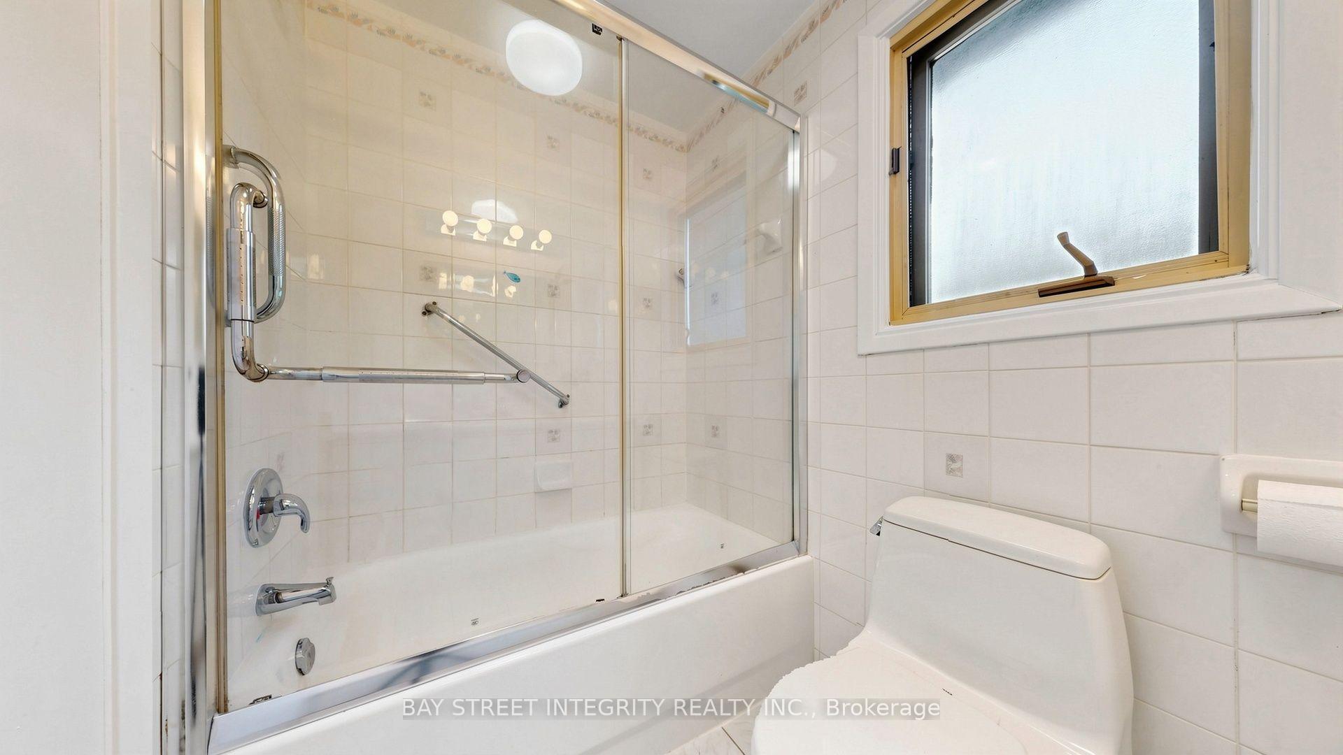 Photo 30 of 28 Townsend Road, North York, Hillcrest Village — HOMEH