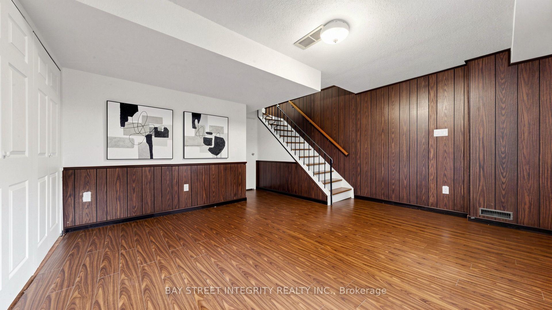 Photo 32 of 28 Townsend Road, North York, Hillcrest Village — HOMEH