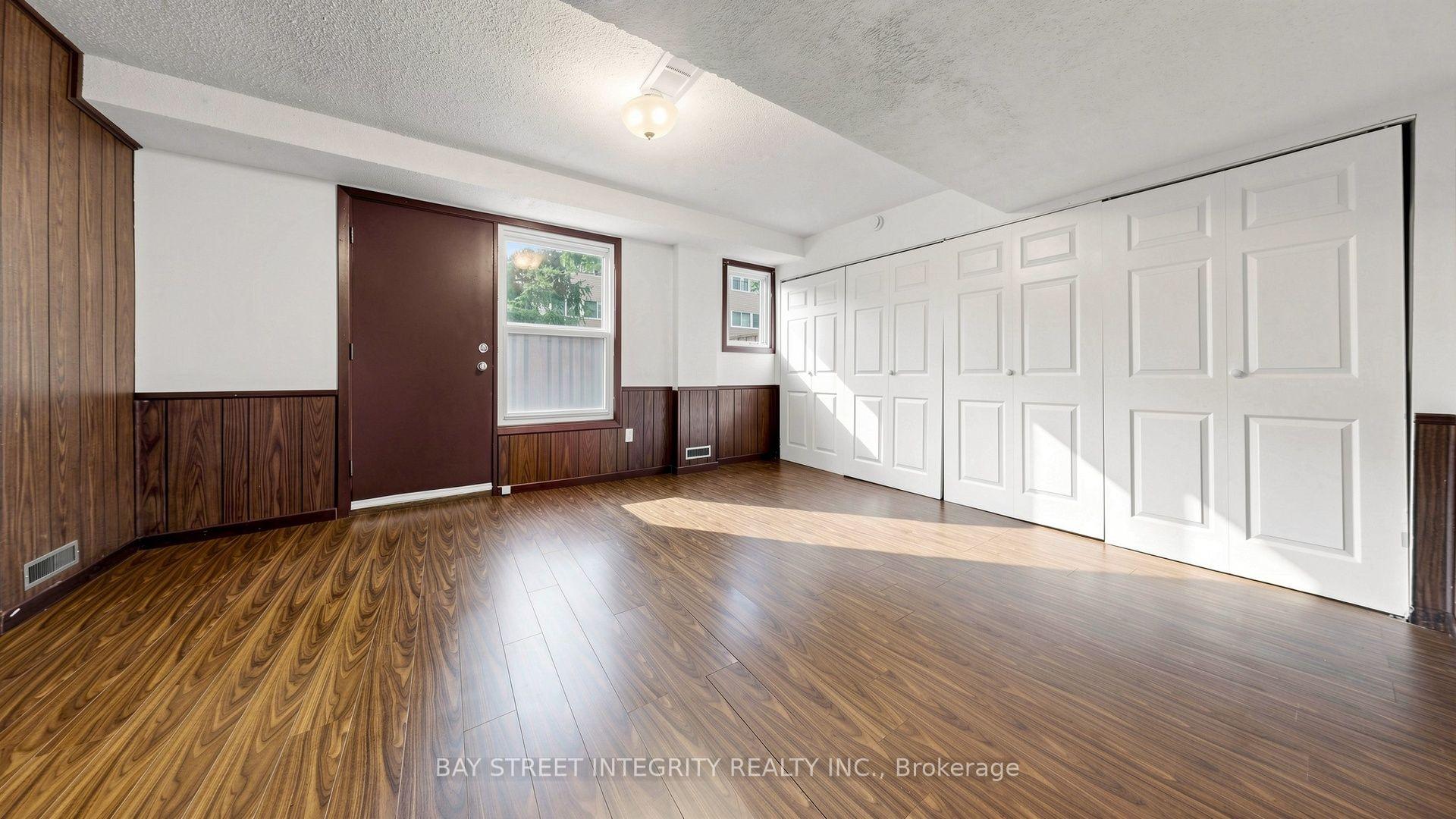 Photo 33 of 28 Townsend Road, North York, Hillcrest Village — HOMEH
