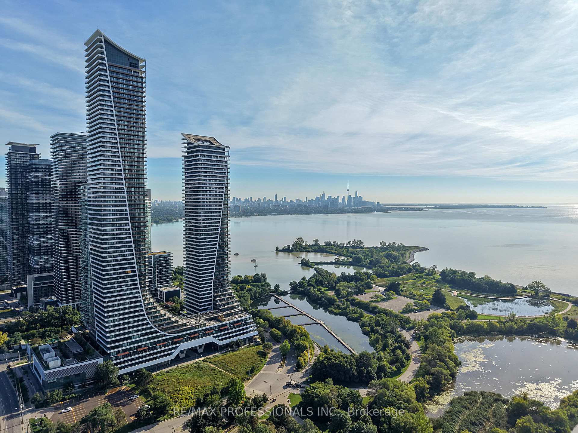 Photo 1 of Unit 2418, 30 Shore Breeze Drive, Etobicoke, Mimico — HOMEH