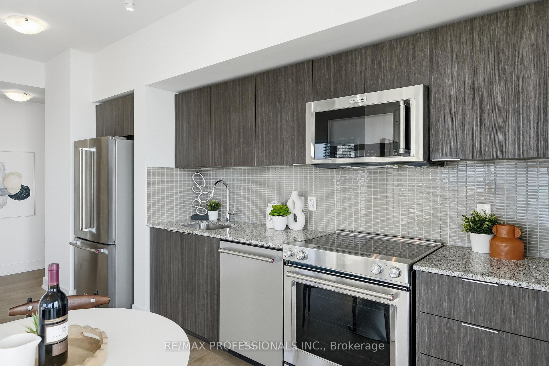 Photo 10 of Unit 2418, 30 Shore Breeze Drive, Etobicoke, Mimico — HOMEH