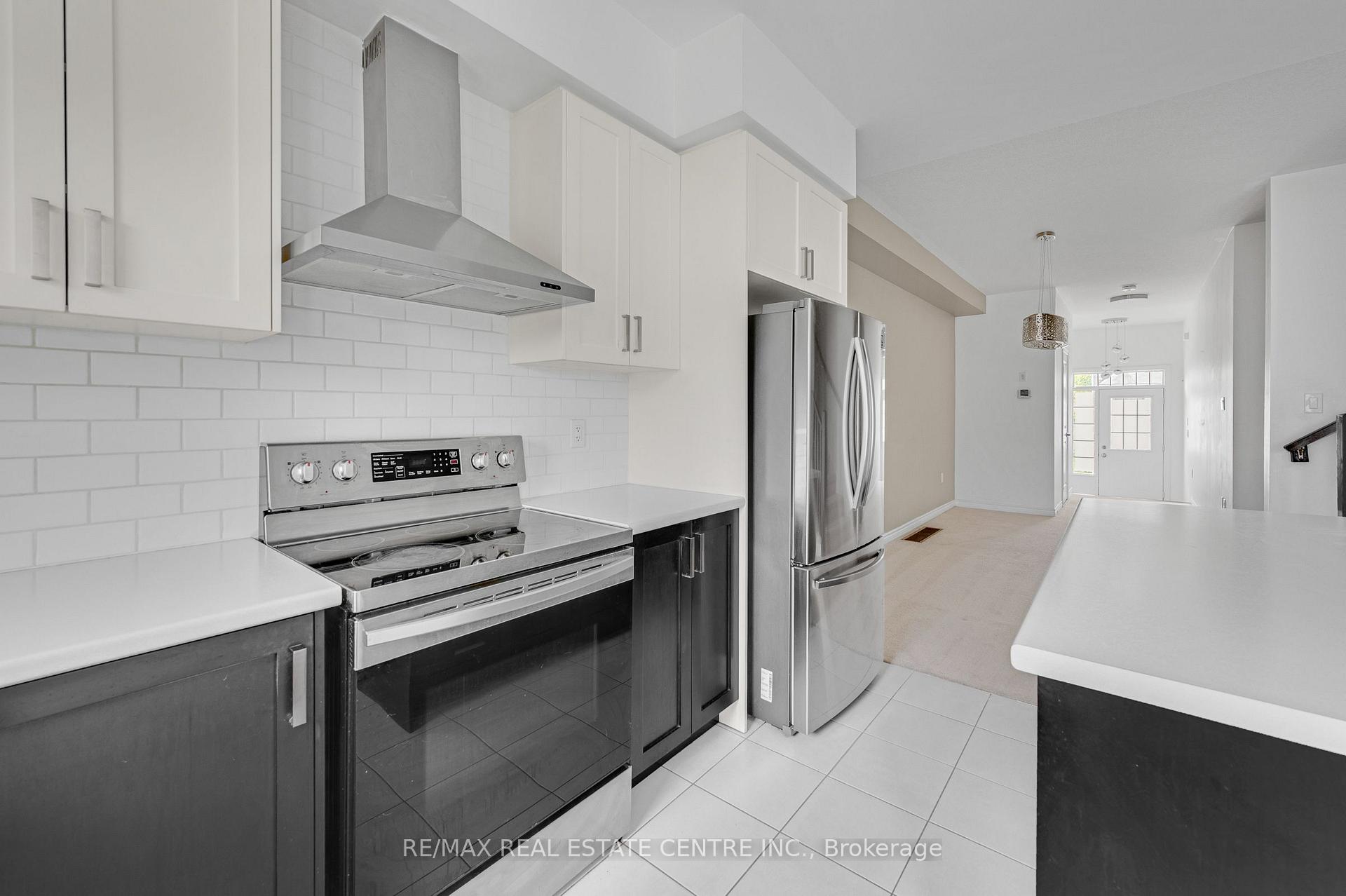 Photo 18 of 71 Bilanski Farm Road, Brantford, Echo Place — HOMEH