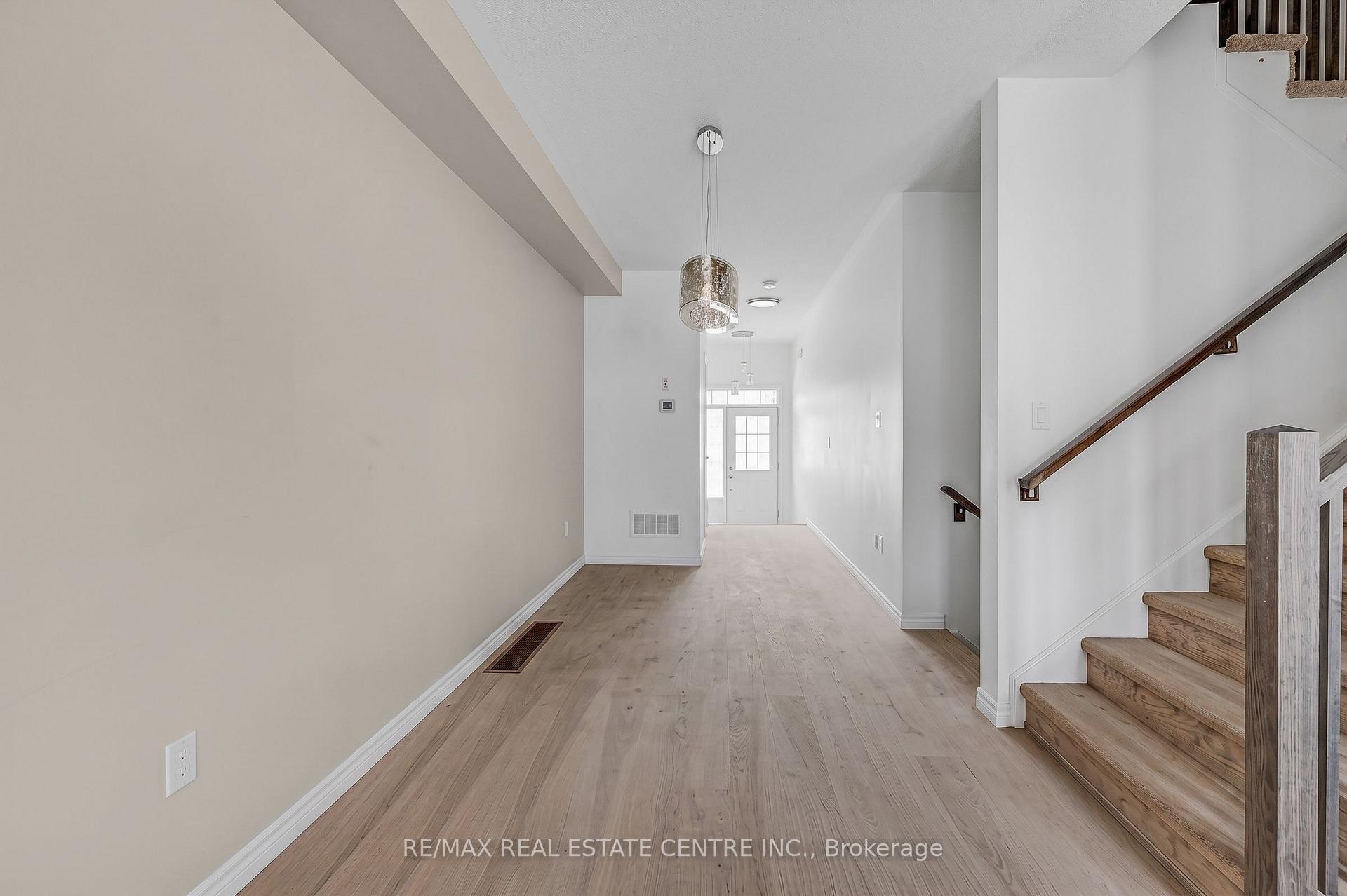 Photo 31 of 71 Bilanski Farm Road, Brantford, Echo Place — HOMEH