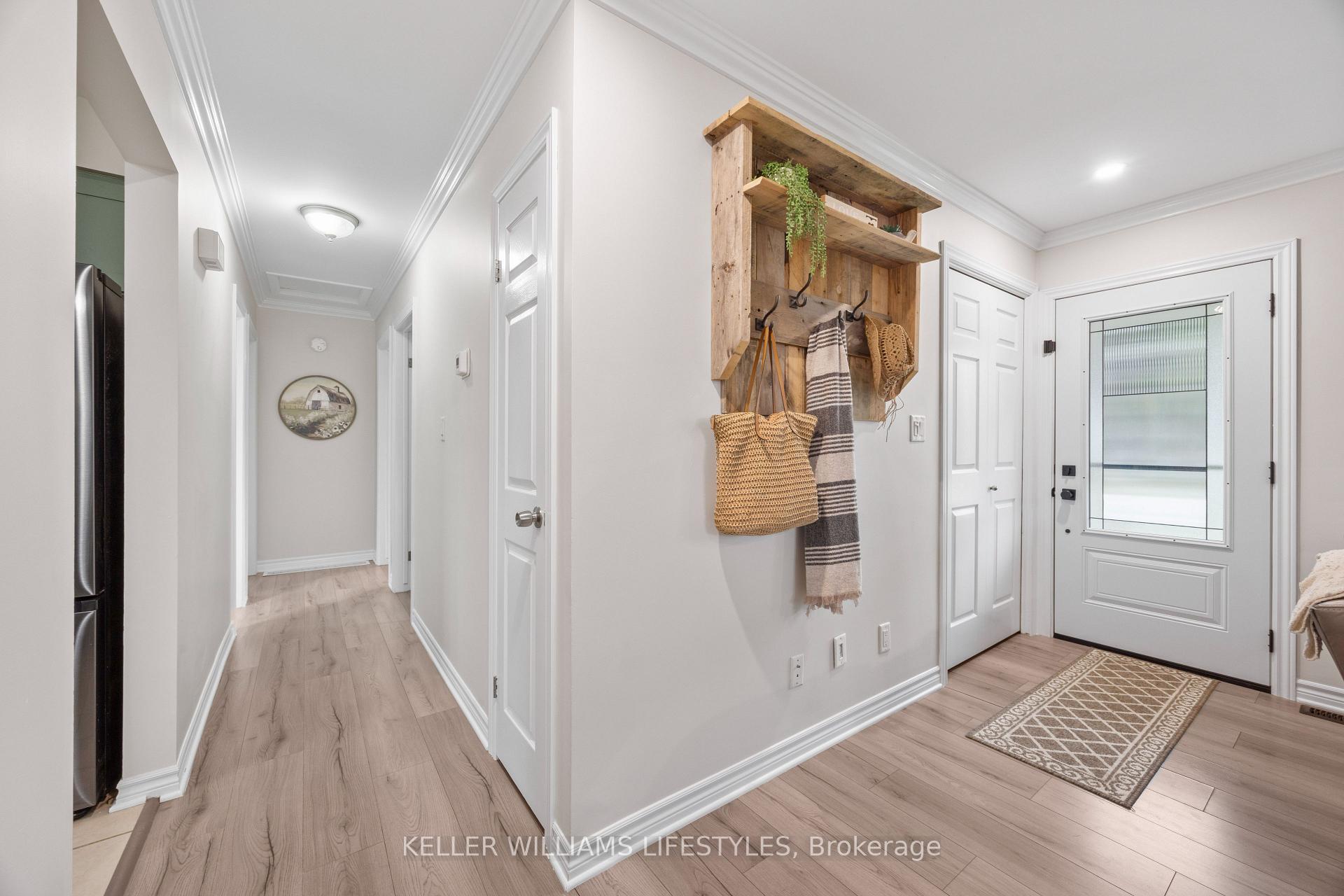 Photo 5 of 188 Queen Street, North Middlesex, Ailsa Craig — HOMEH