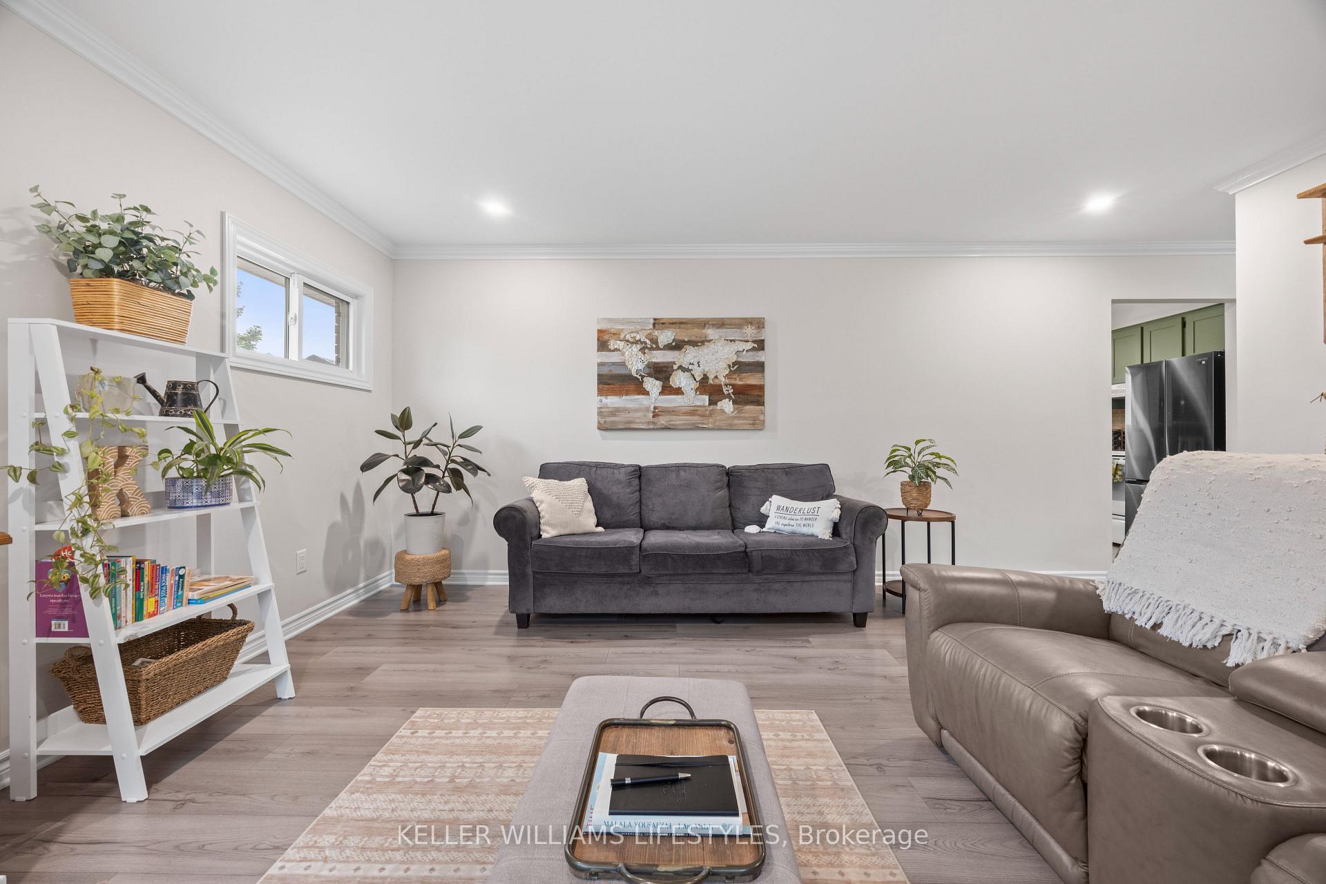 Photo 9 of 188 Queen Street, North Middlesex, Ailsa Craig — HOMEH