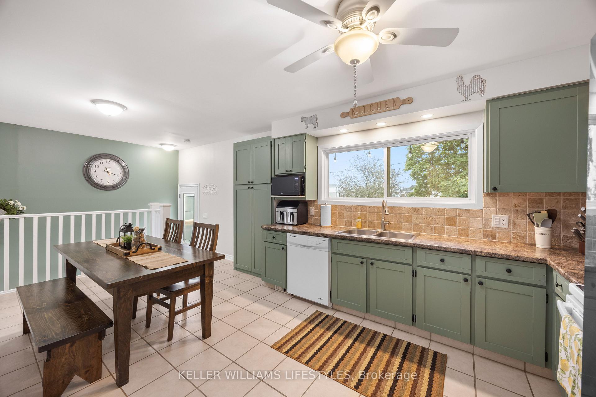 Photo 10 of 188 Queen Street, North Middlesex, Ailsa Craig — HOMEH