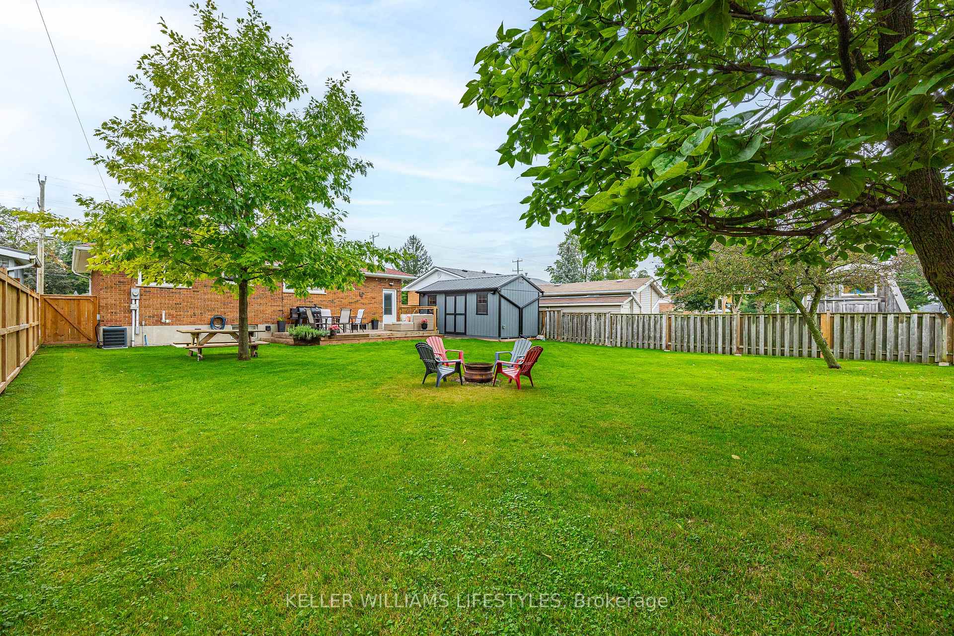 Photo 31 of 188 Queen Street, North Middlesex, Ailsa Craig — HOMEH