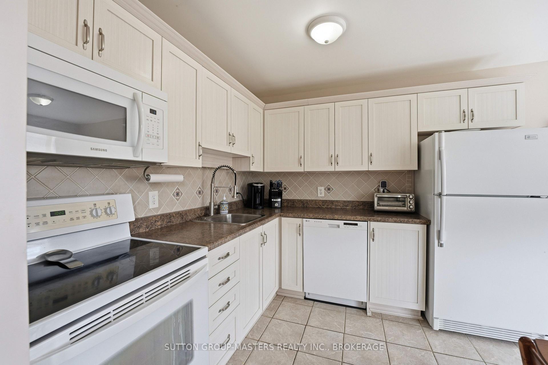 Photo 15 of Unit 204, 130 Wright Crescent, Kingston, Central City East — HOMEH