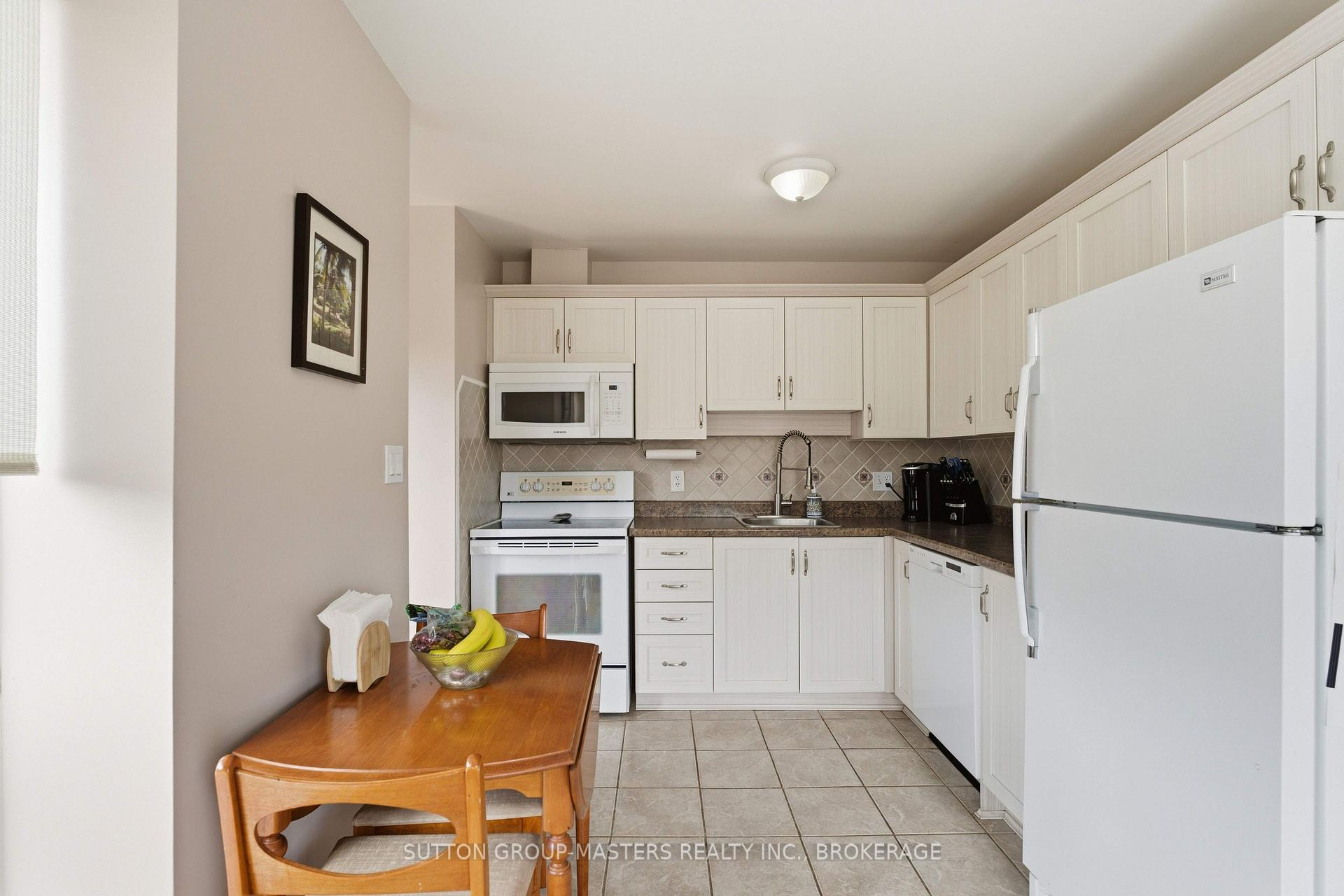 Photo 18 of Unit 204, 130 Wright Crescent, Kingston, Central City East — HOMEH