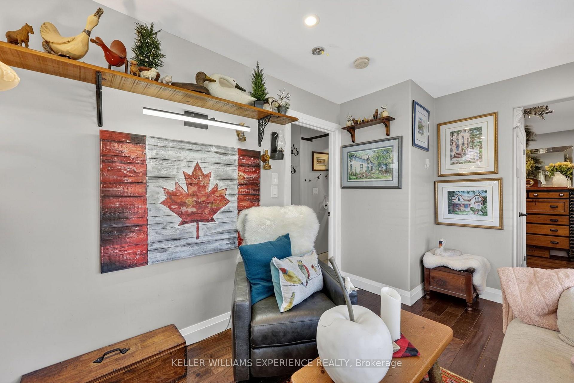 Photo 5 of 79 Penetang Street, Barrie, Codrington — HOMEH