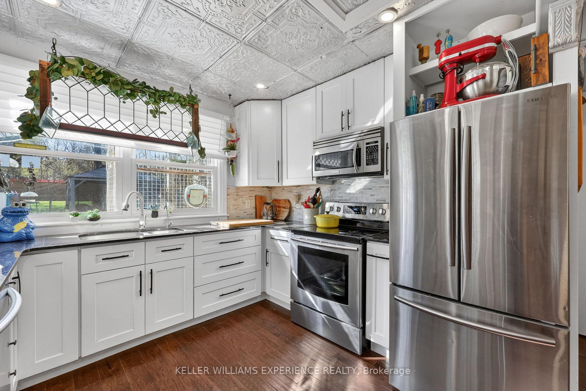 Photo 6 of 79 Penetang Street, Barrie, Codrington — HOMEH