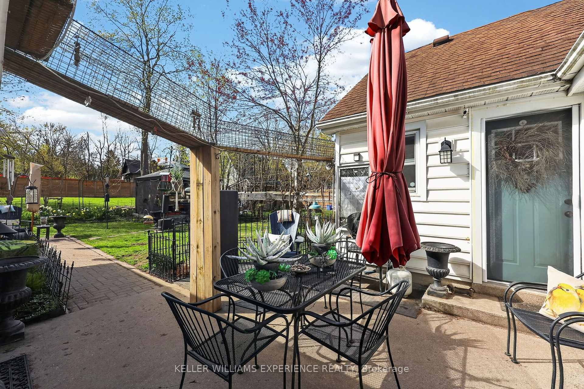 Photo 17 of 79 Penetang Street, Barrie, Codrington — HOMEH
