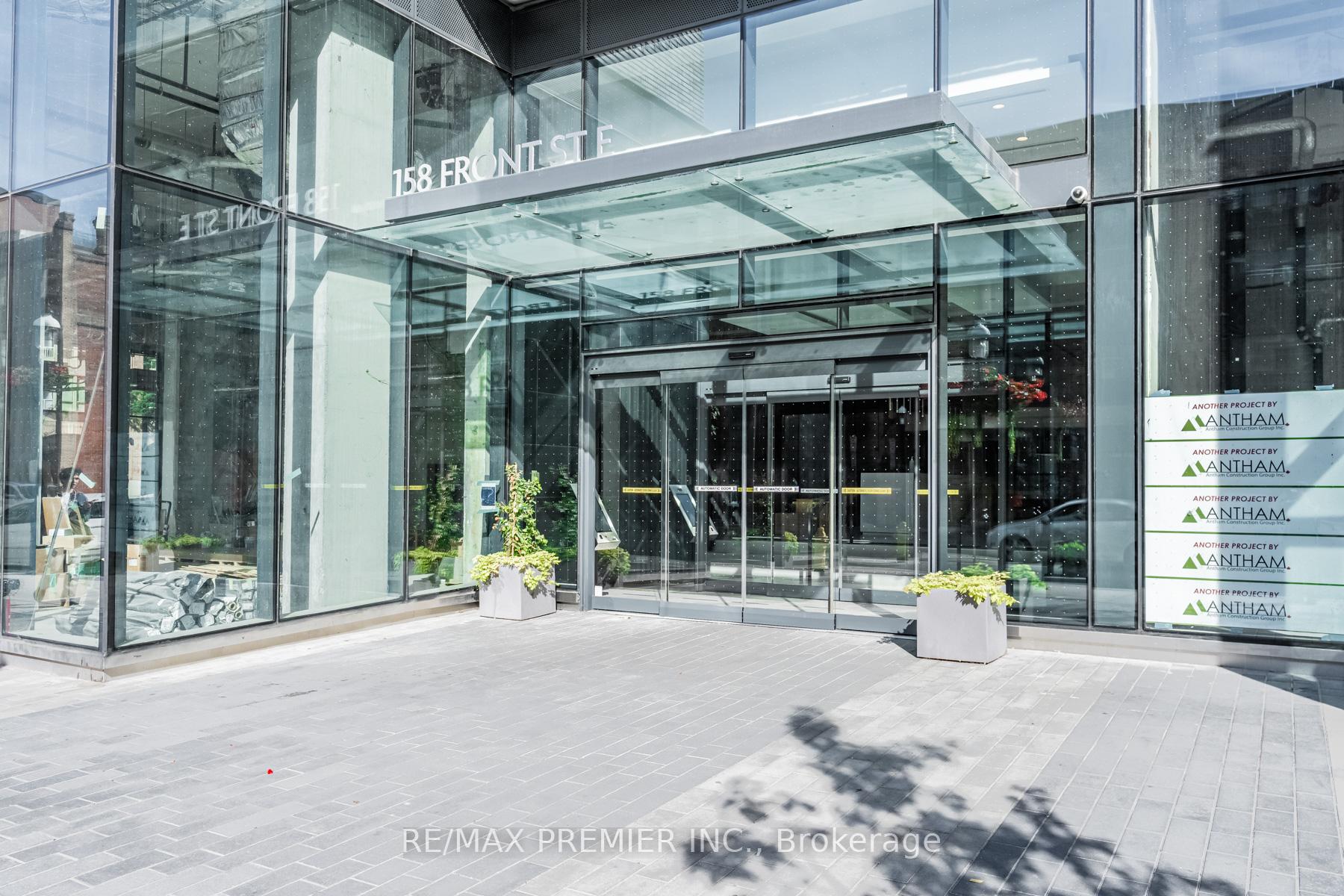 Photo 2 of Unit 716, 158 Front Street E, Toronto, Moss Park — HOMEH