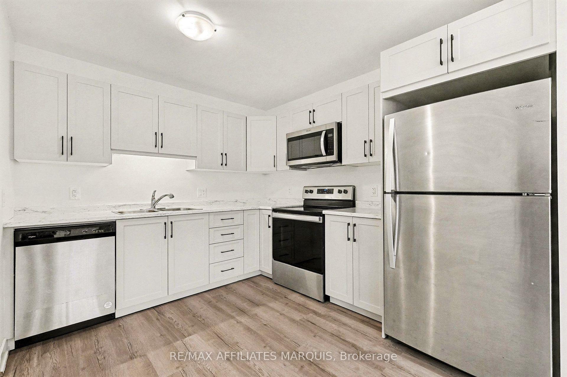 Photo 9 of 44 Whitcomb Crescent, Smiths Falls, Smiths Falls — HOMEH