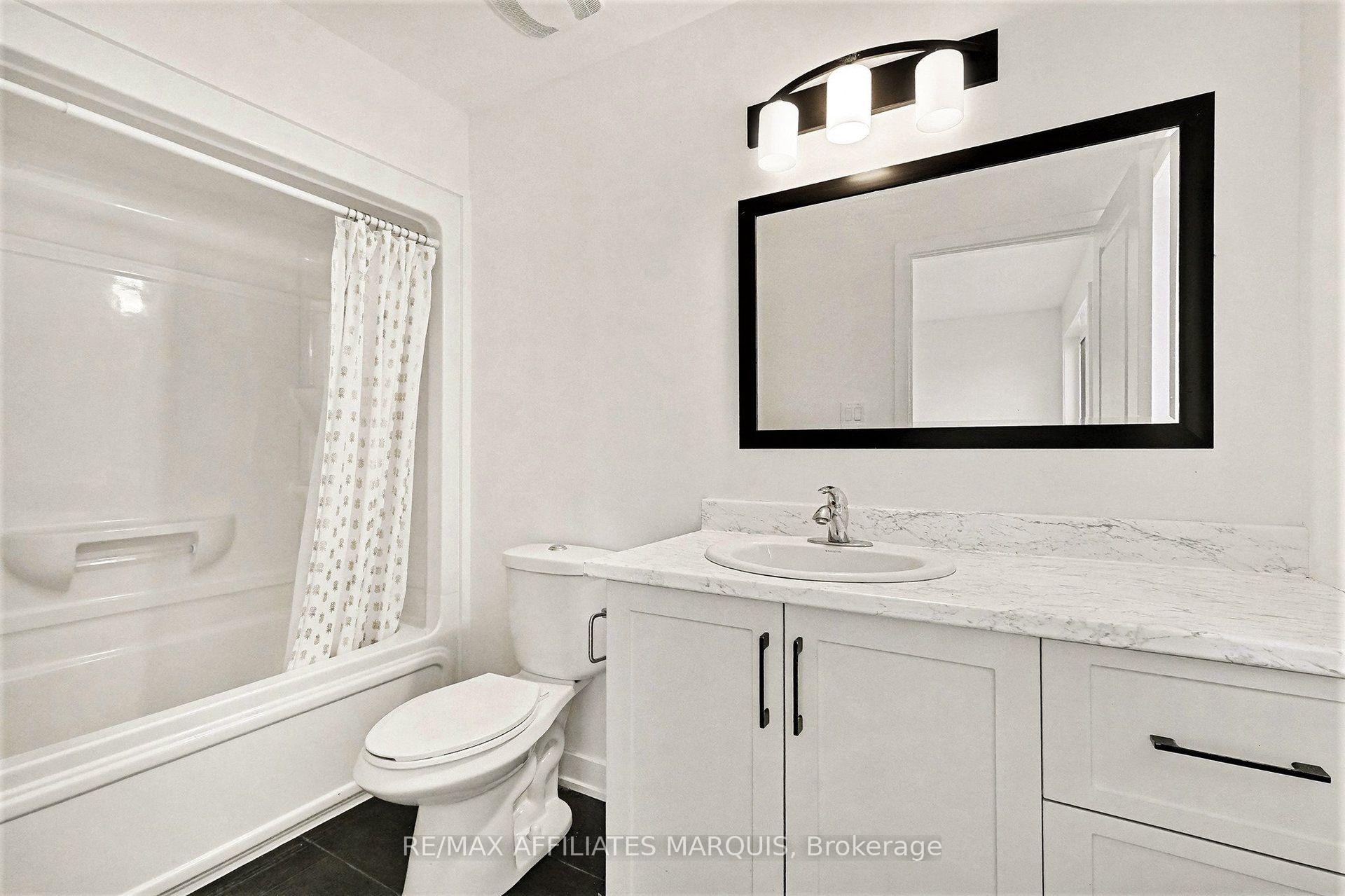 Photo 17 of 44 Whitcomb Crescent, Smiths Falls, Smiths Falls — HOMEH