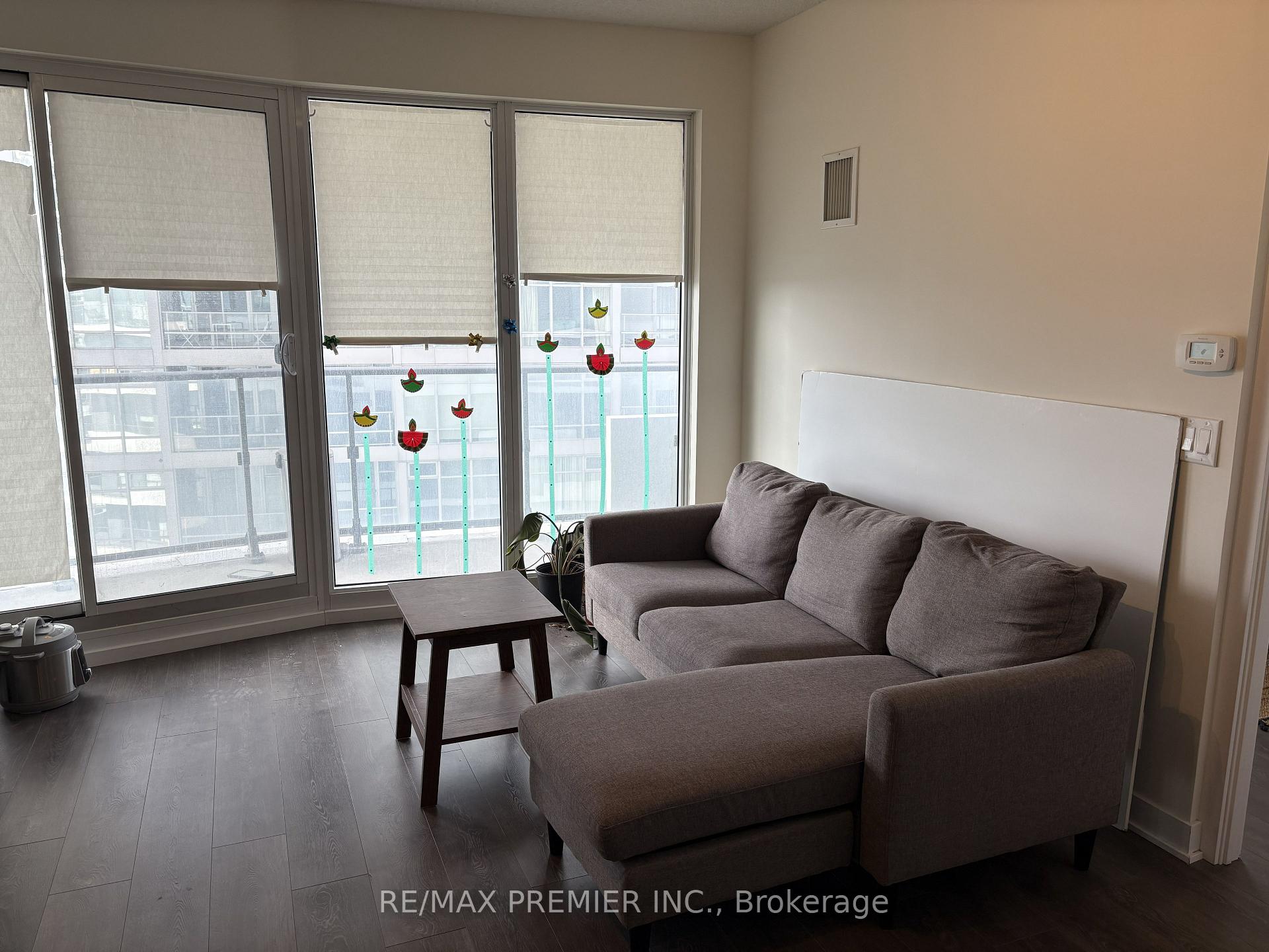 Photo 3 of Unit 3105, 2221 Yonge Street, Toronto, Mount Pleasant West — HOMEH