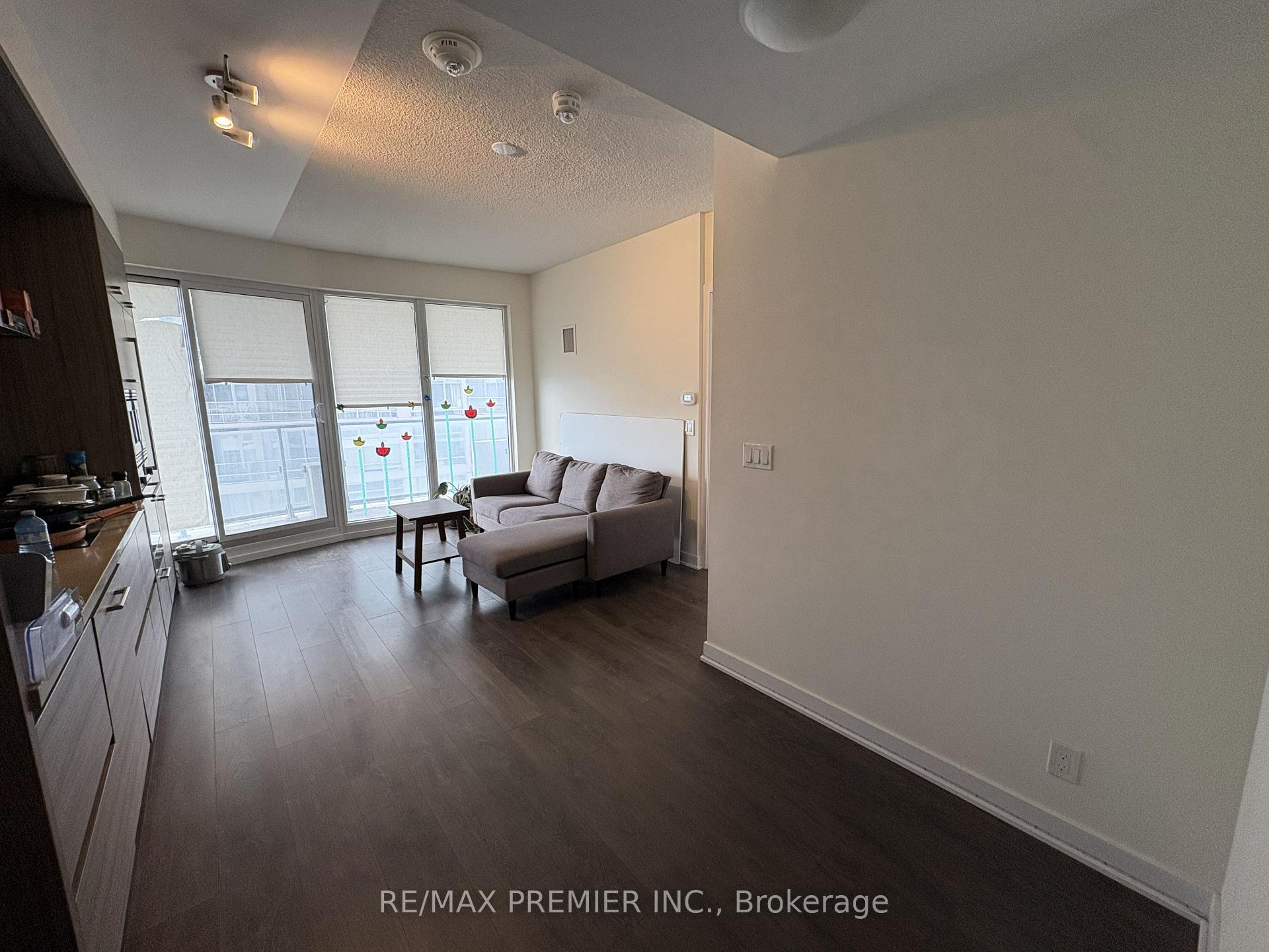 Photo 4 of Unit 3105, 2221 Yonge Street, Toronto, Mount Pleasant West — HOMEH